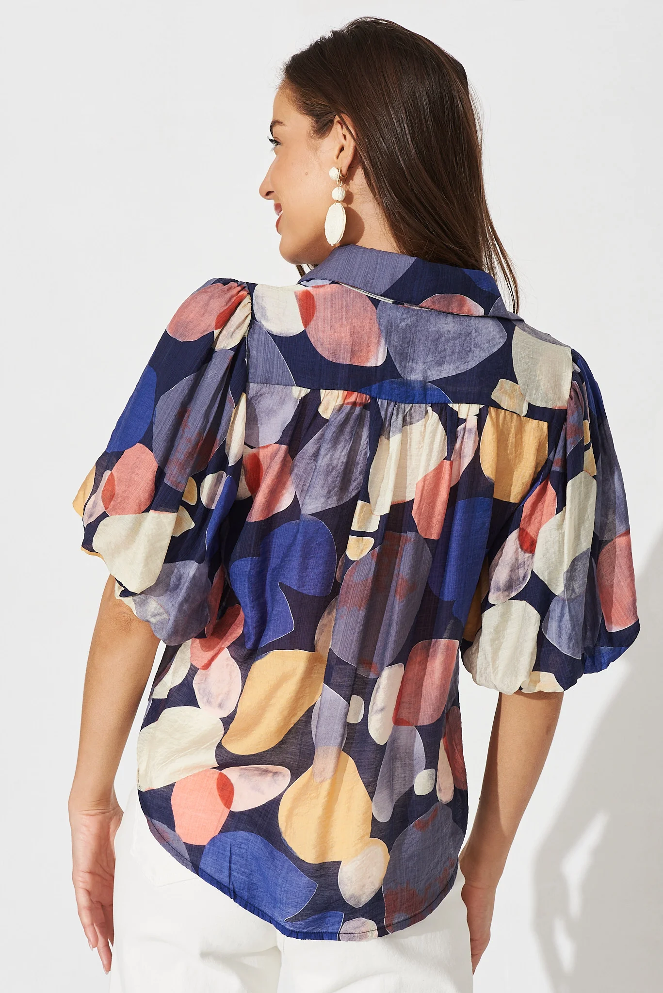 Aeryn Shirt In Navy With Multi Print - Image 4