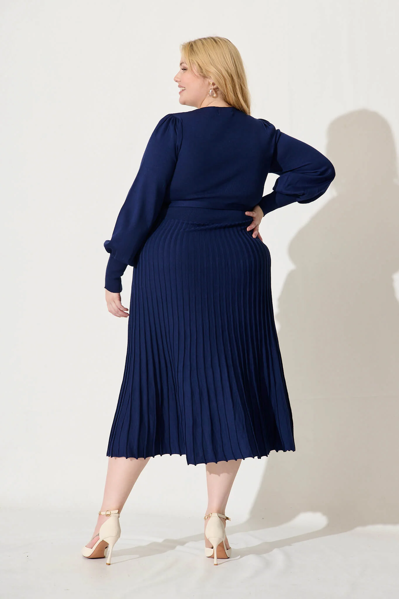 Albi Midi Knit Dress In Navy Cotton Blend - Image 9
