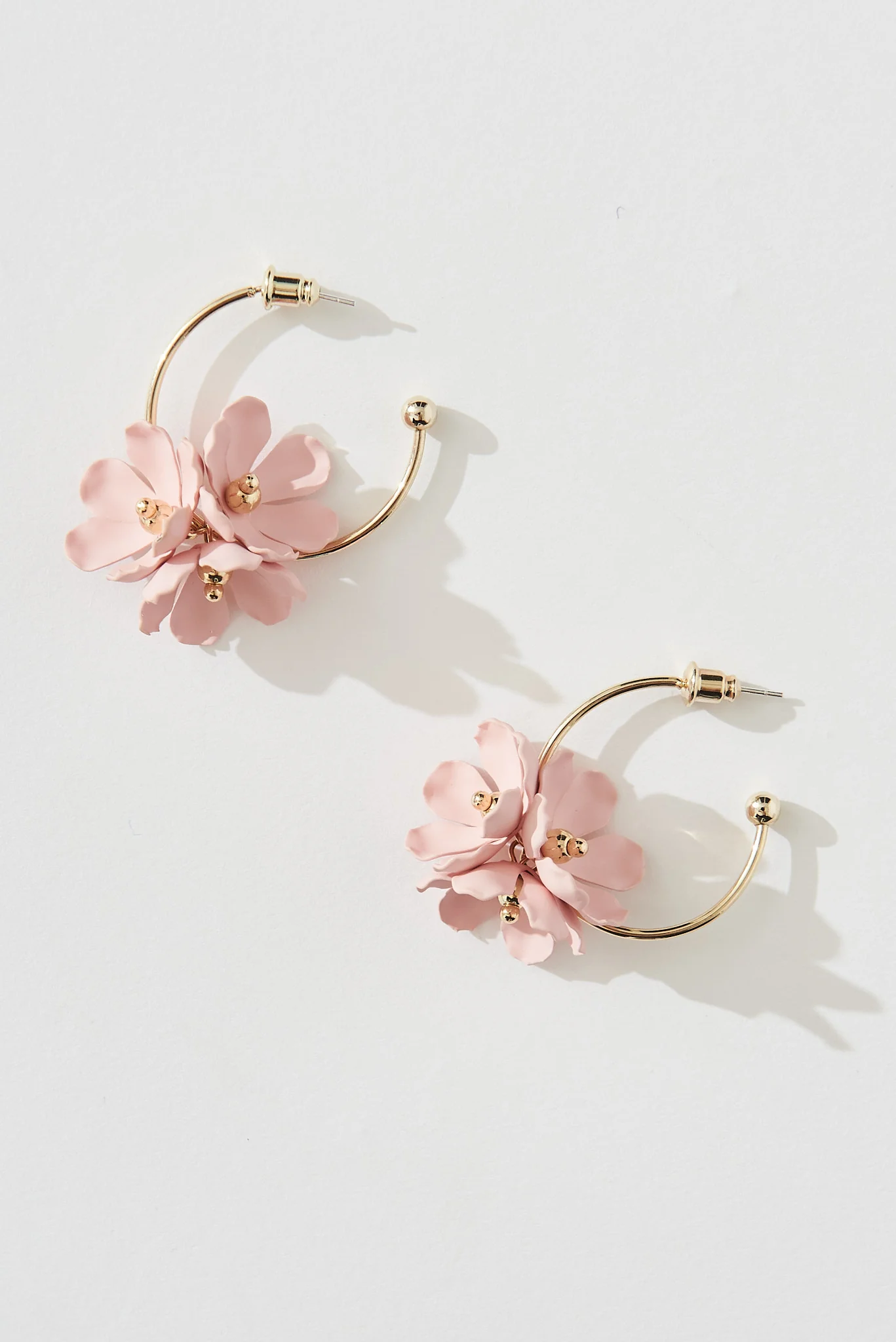 Allanis Hoop Earrings In Pink