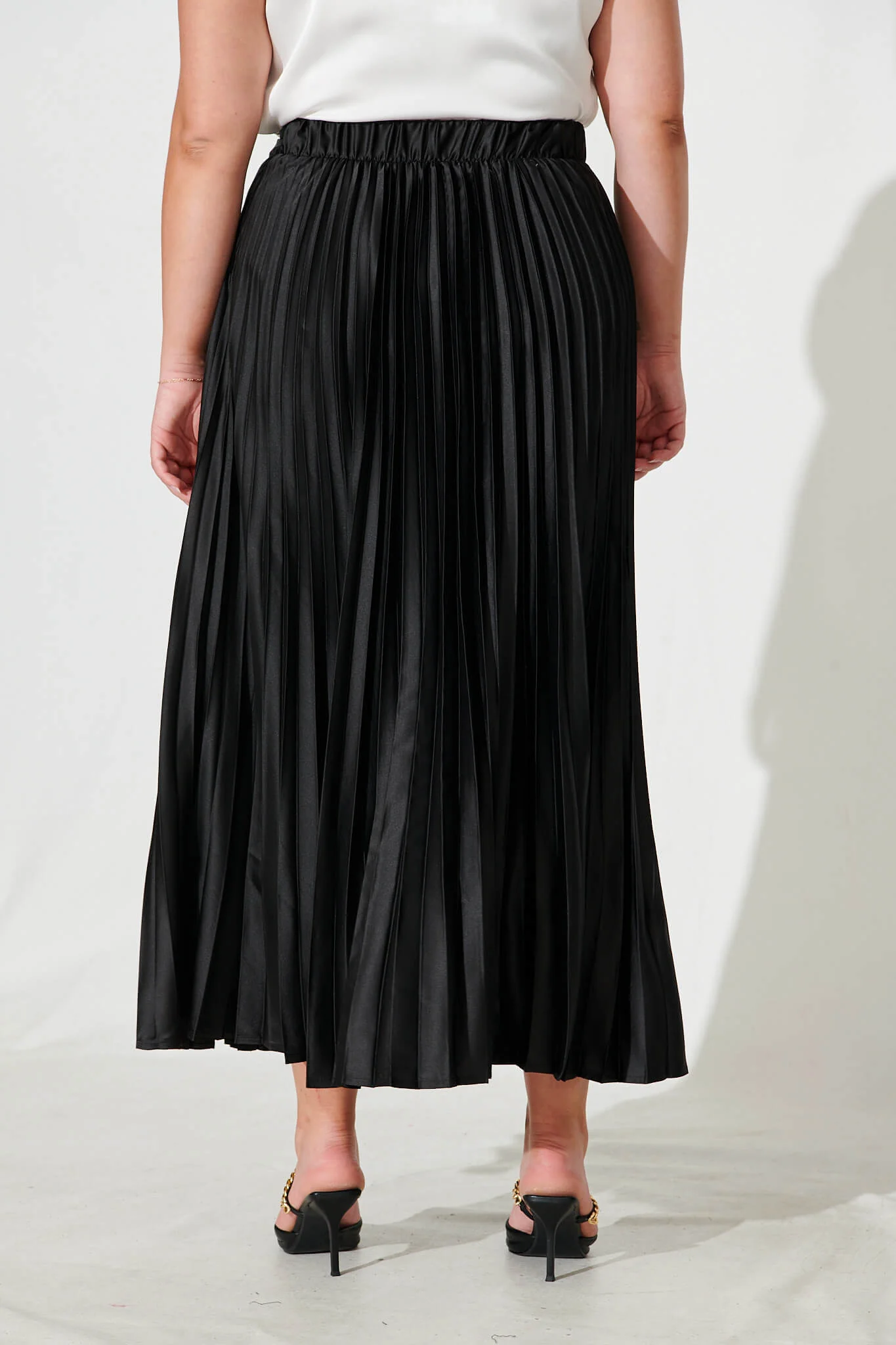 Allison Midi Pleat Skirt In Black Satin - Image 12
