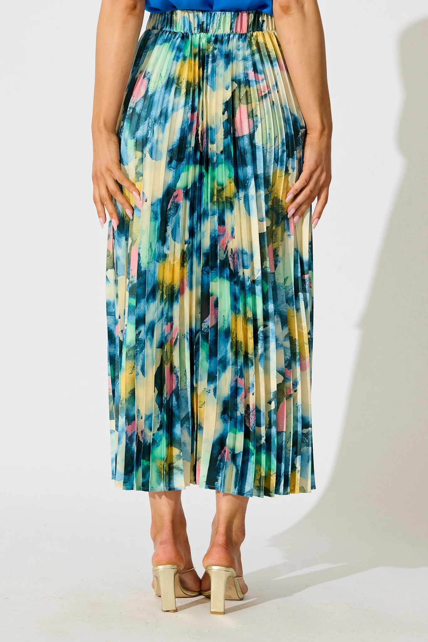 Allison Midi Pleat Skirt in Blue Multi Watercolour Satin - Image 3