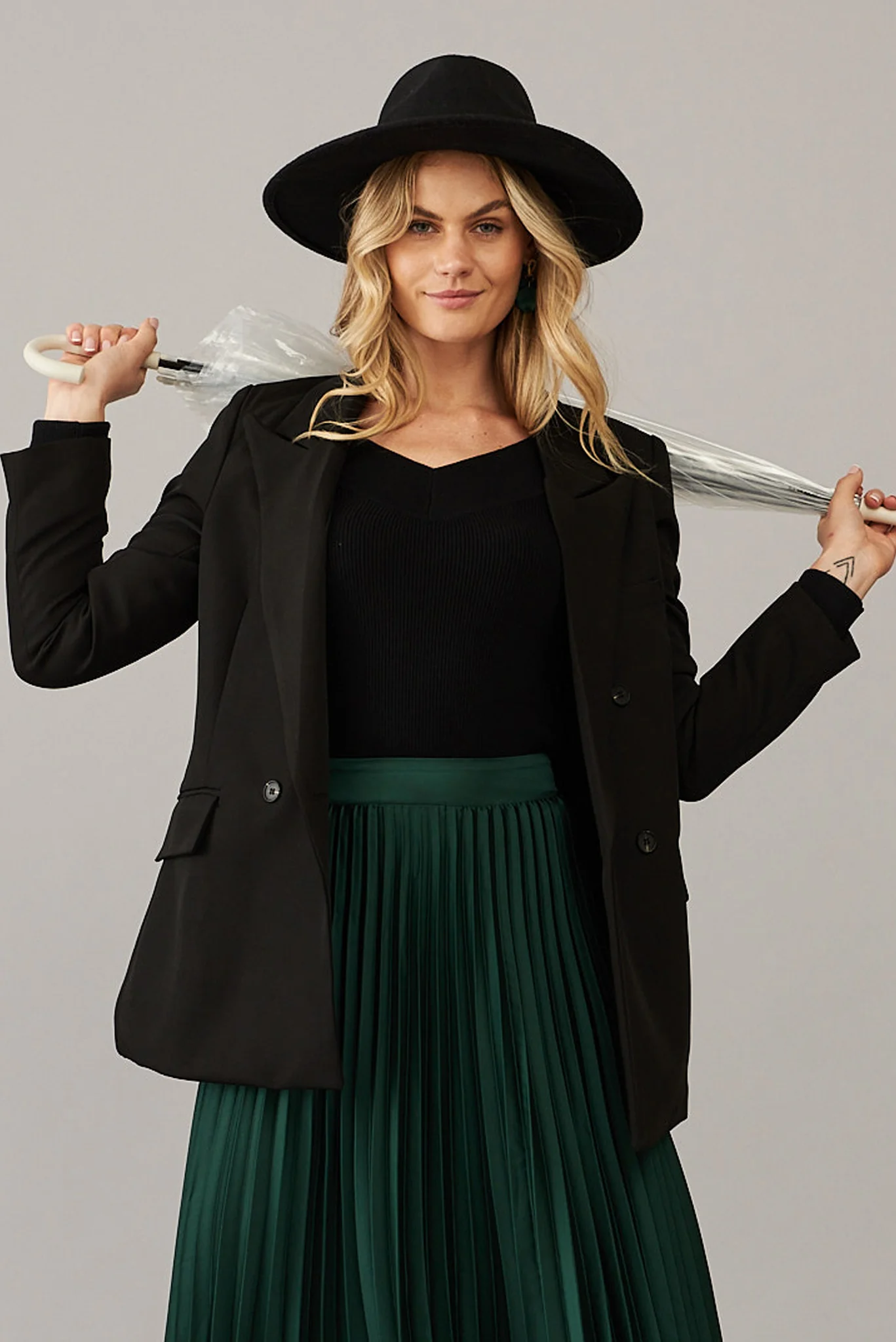 Allison Midi Pleat Skirt In Emerald Satin - Image 14
