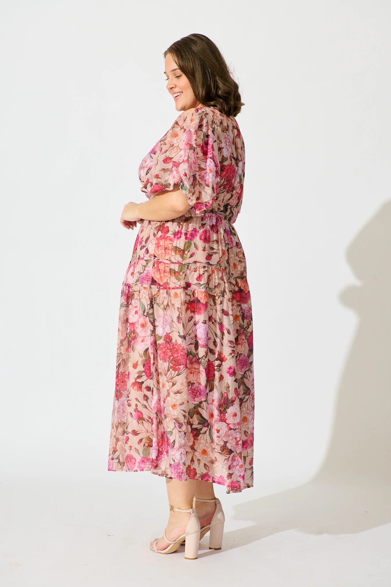 Amalie Midi Dress In Vintage Blush Floral Print - Image 6