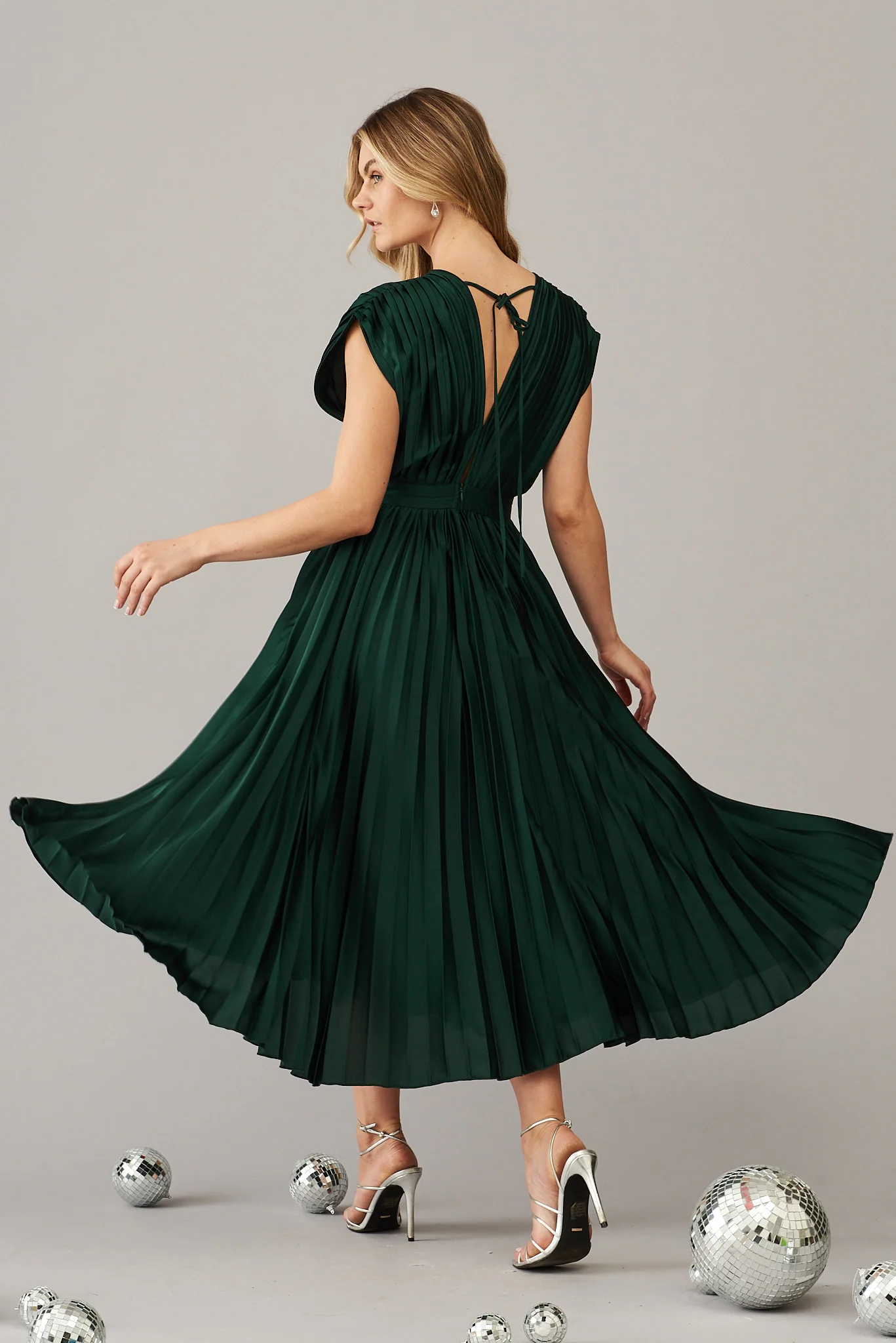 Anetta Midi Dress In Pleated Emerald Satin - Image 5