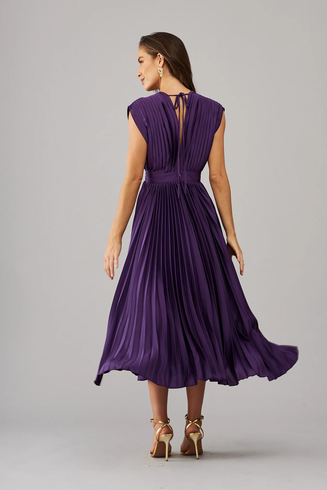 Anetta Midi Dress In Pleated In Purple Satin - Image 6