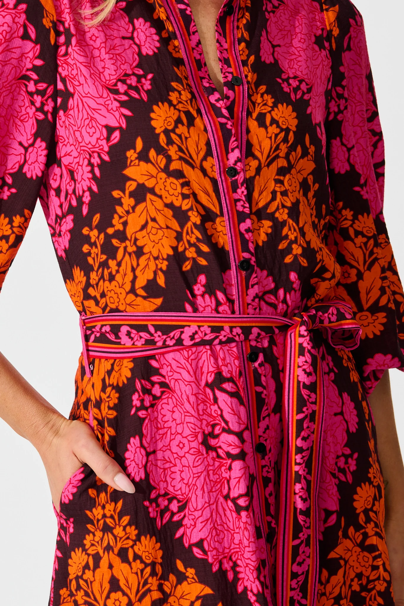 Aurelina Maxi Dress In Pink And Orange Floral Linen Blend - Image 5