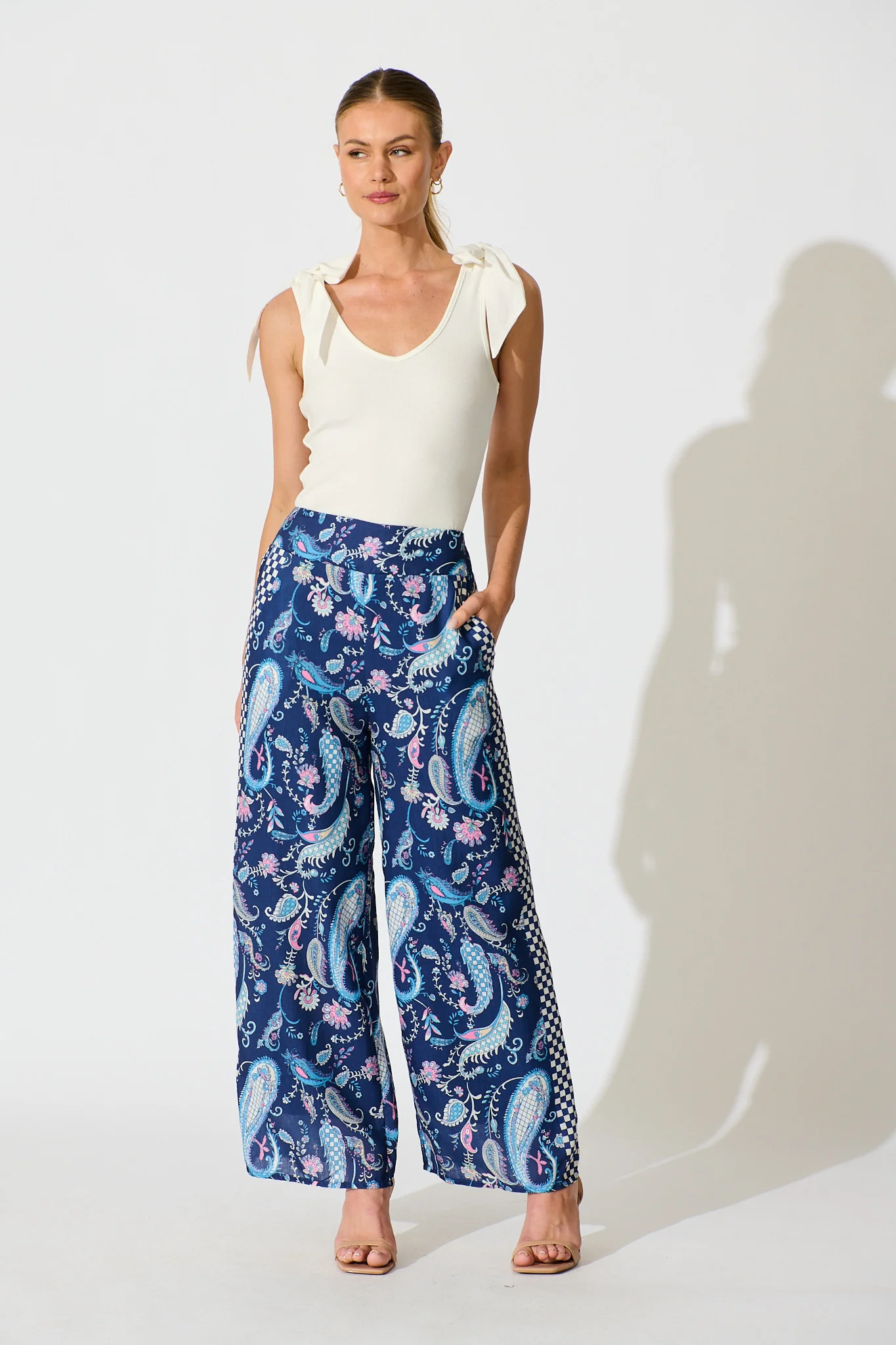 Avandi Wide Leg Trousers In Navy Paisley Print Linen Blend - Image 4