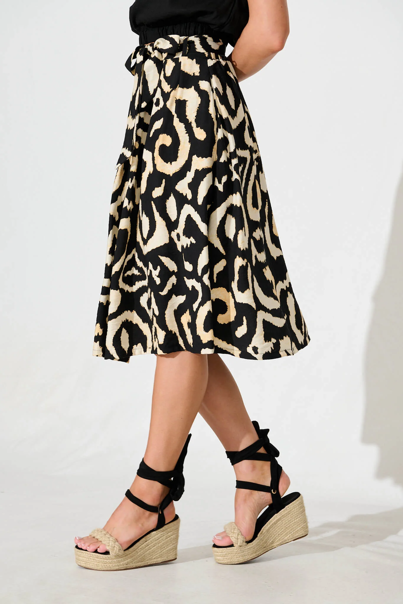 Bailey Midi Skirt In Black With Cream Abstract - Image 2