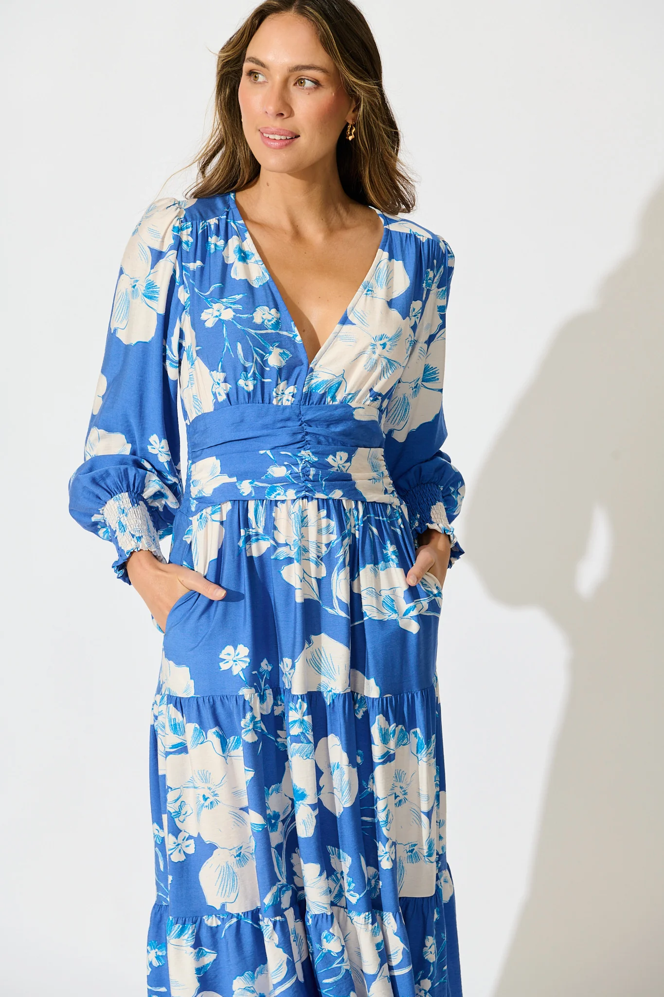 Belize Midi Dress in Blue with White Floral Linen Blend - Image 2