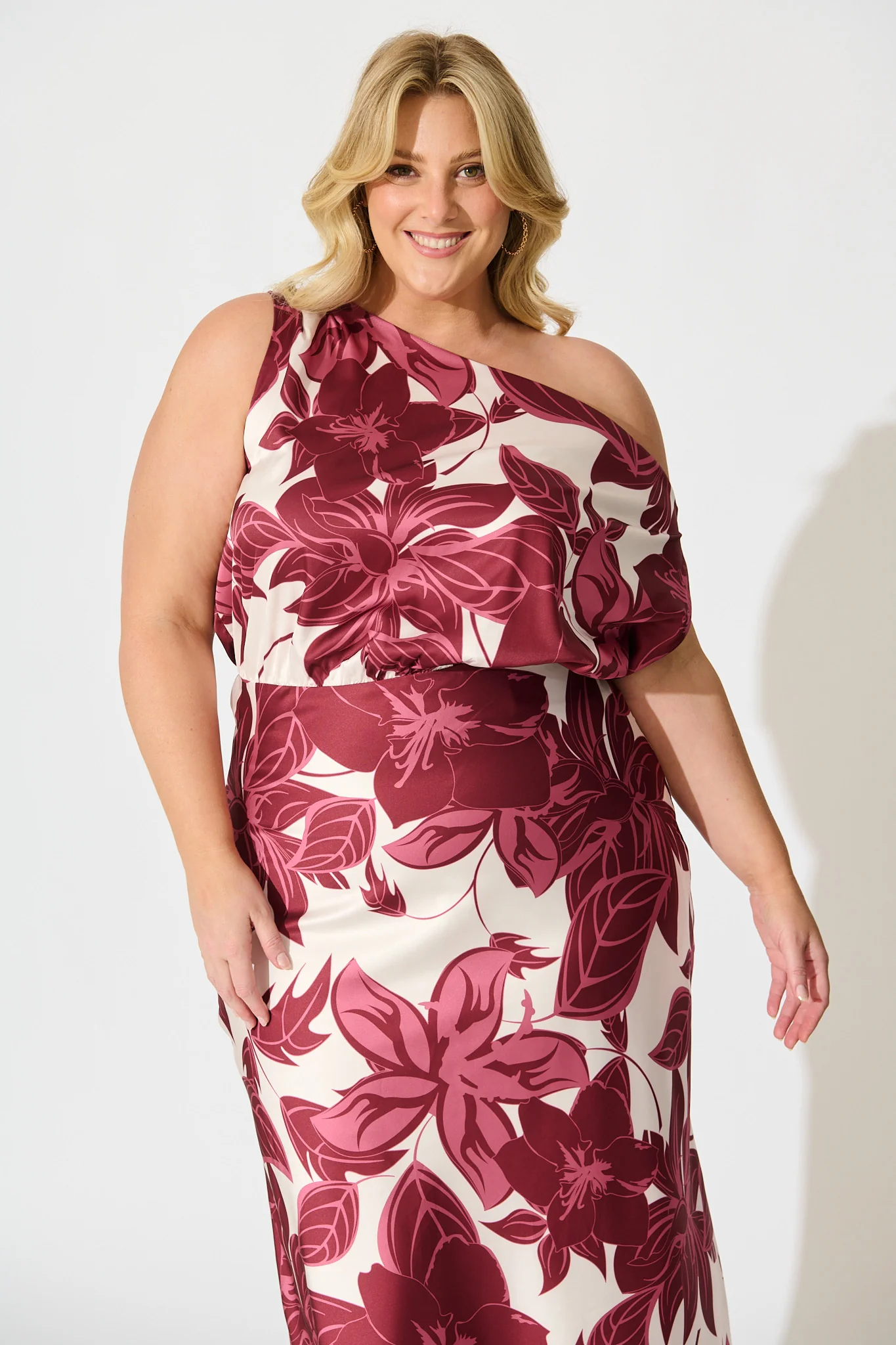 Bloom Aura Off Shoulder Maxi Dress in Red Floral - Image 6