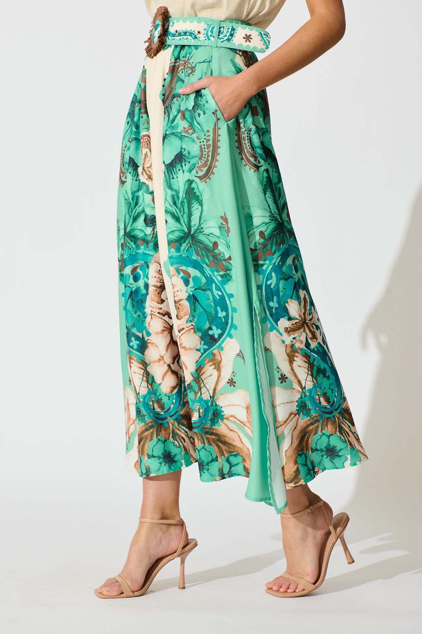 Boheme Breeze Skirt in Cream with Jade Print Linen Blend - Image 5