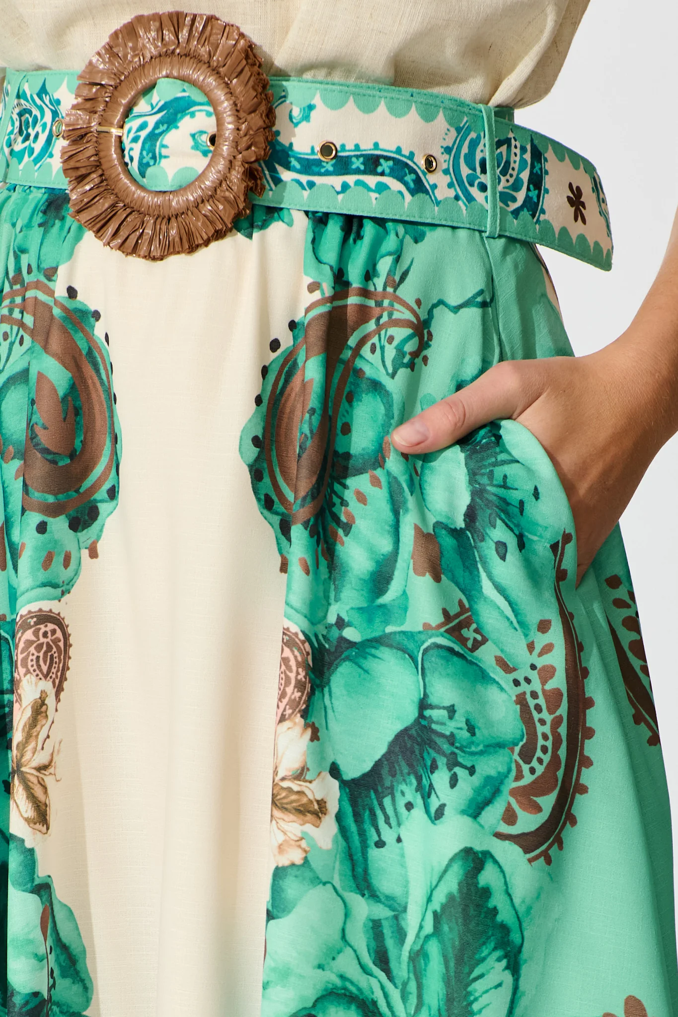Boheme Breeze Skirt in Cream with Jade Print Linen Blend - Image 9