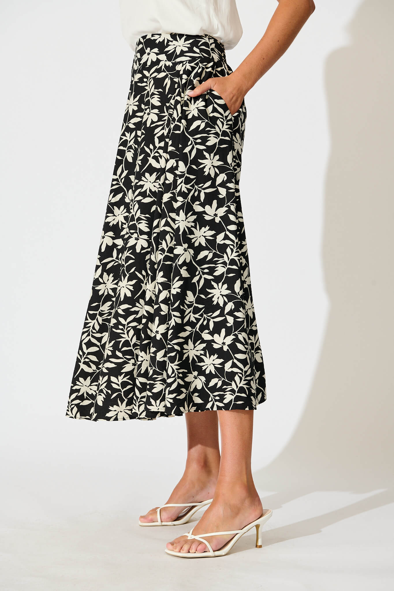 Brandsy Maxi Skirt In Black With Cream Floral - Image 5