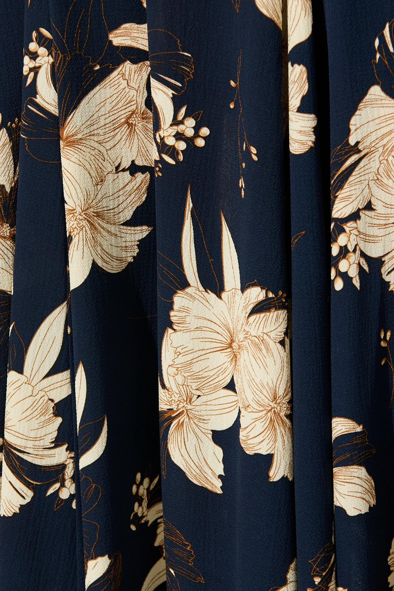 Brandsy Maxi Skirt in Navy with Cream Floral - Image 6