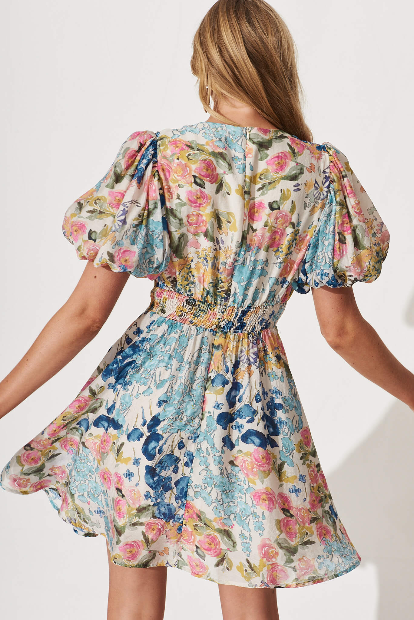 Clarissa Dress In Vintage Floral Print - Image 8