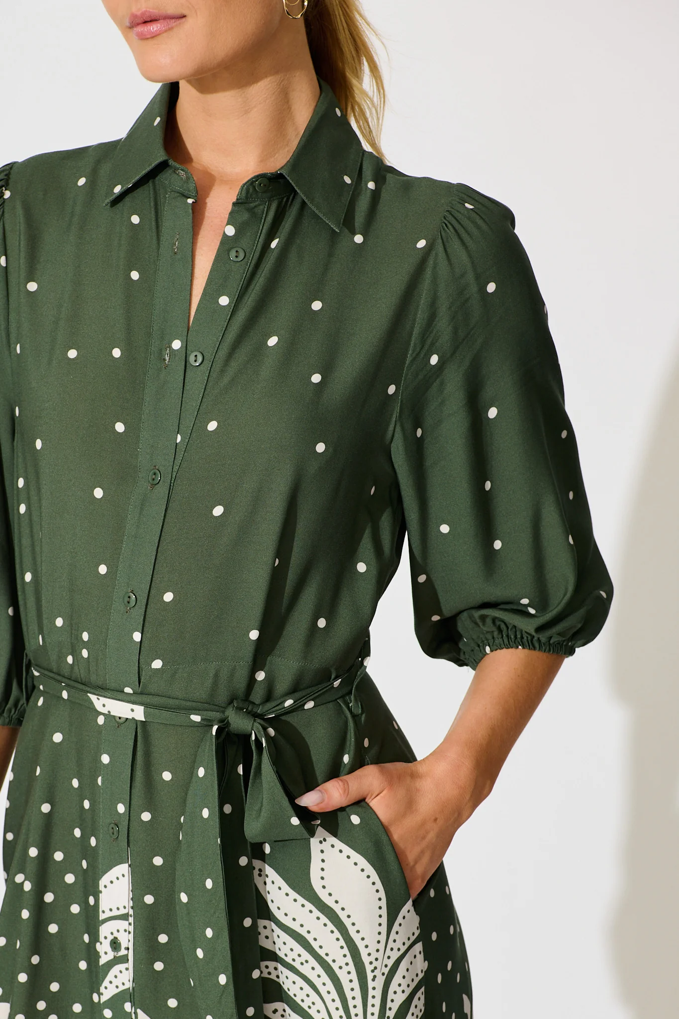 Coco Maxi Shirt Dress in Emerald with White Palm Print - Image 5