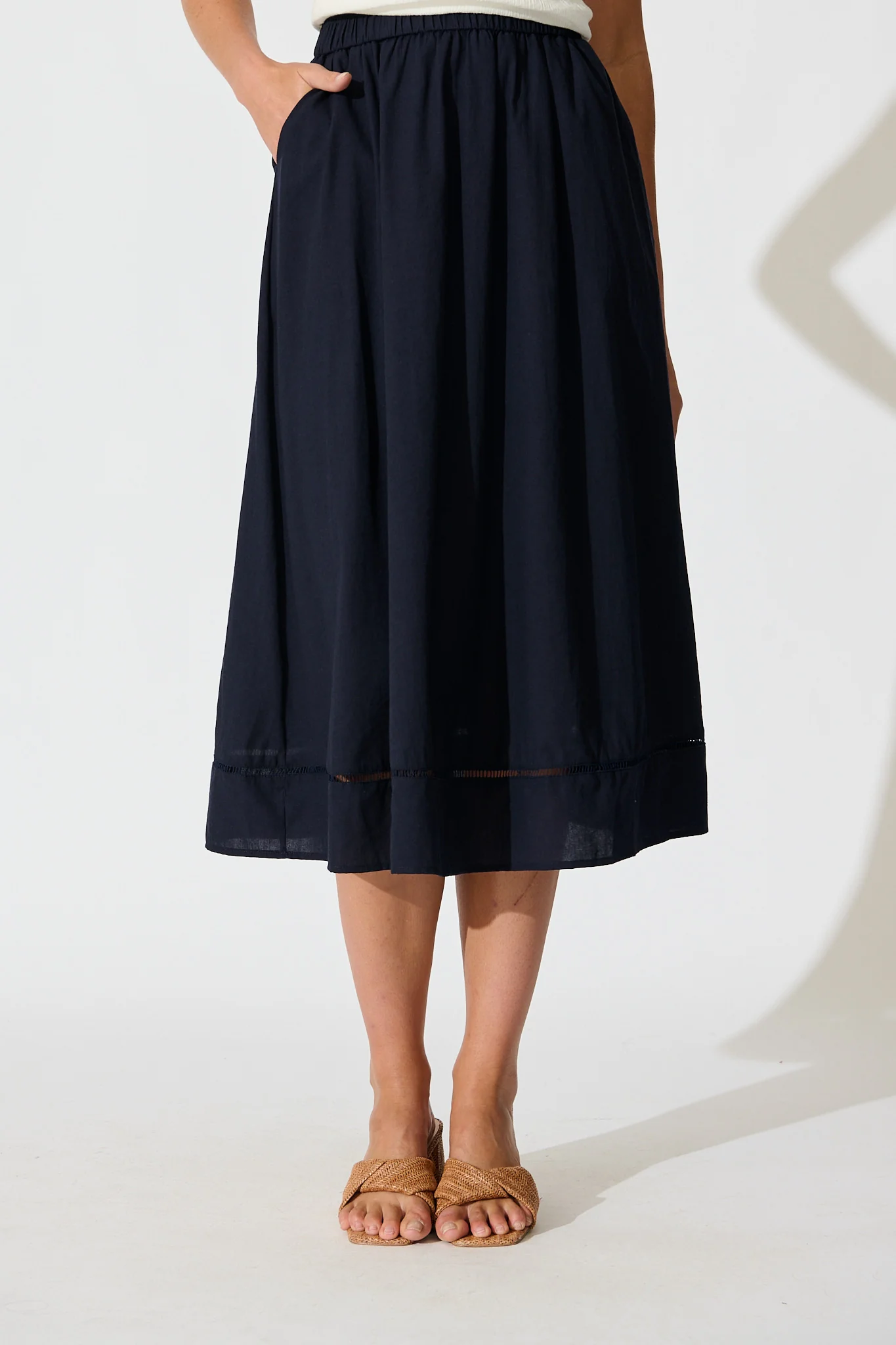 Cylas Midi Skirt in Navy Linen Blend