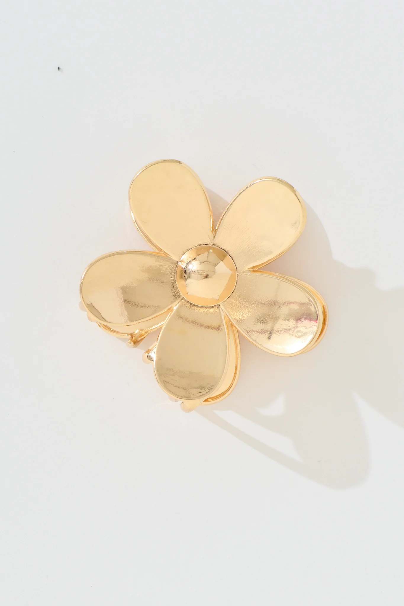 Daisy Metal Hair Claw in Gold