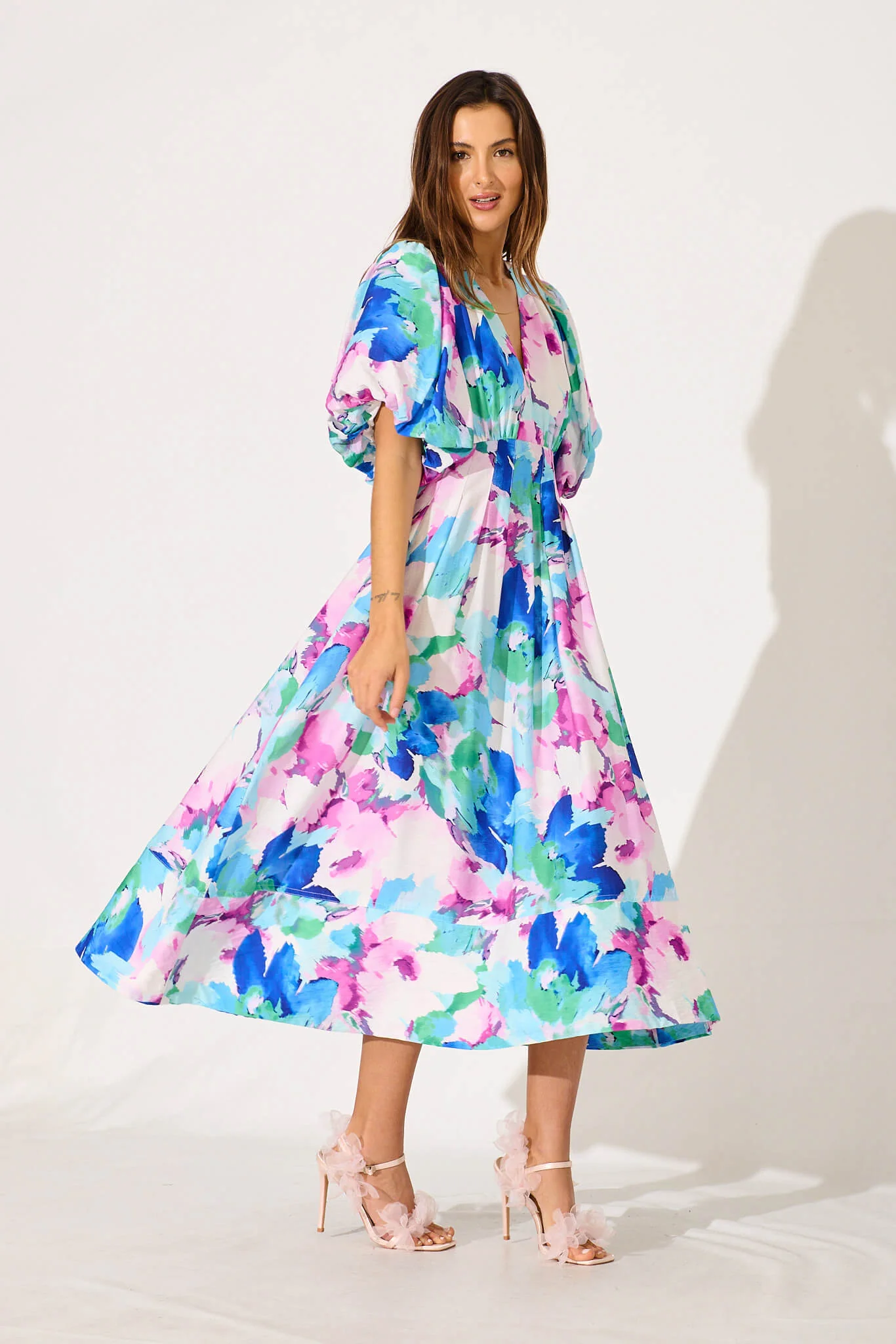 Daydreamer Midi Dress In White With Blue Multi Floral - Image 5