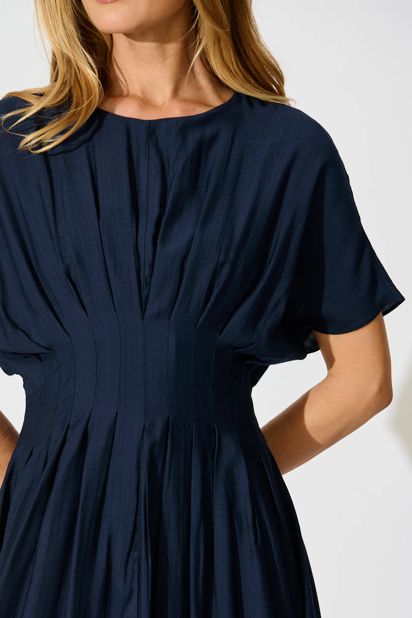 Elegance Echo Maxi Dress in Navy - Image 6