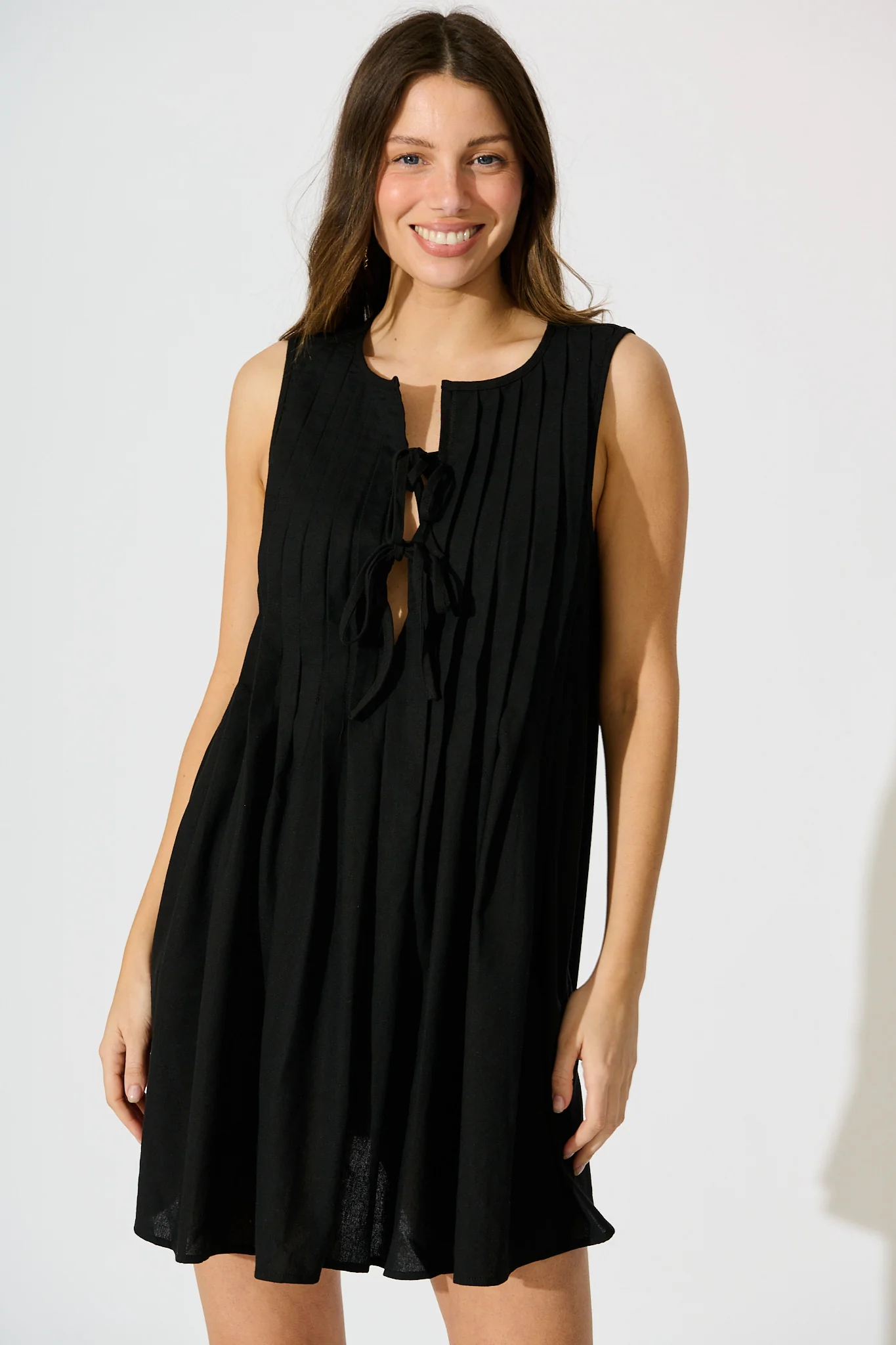 Elisara Tie Front Dress in Black Linen Blend - Image 2