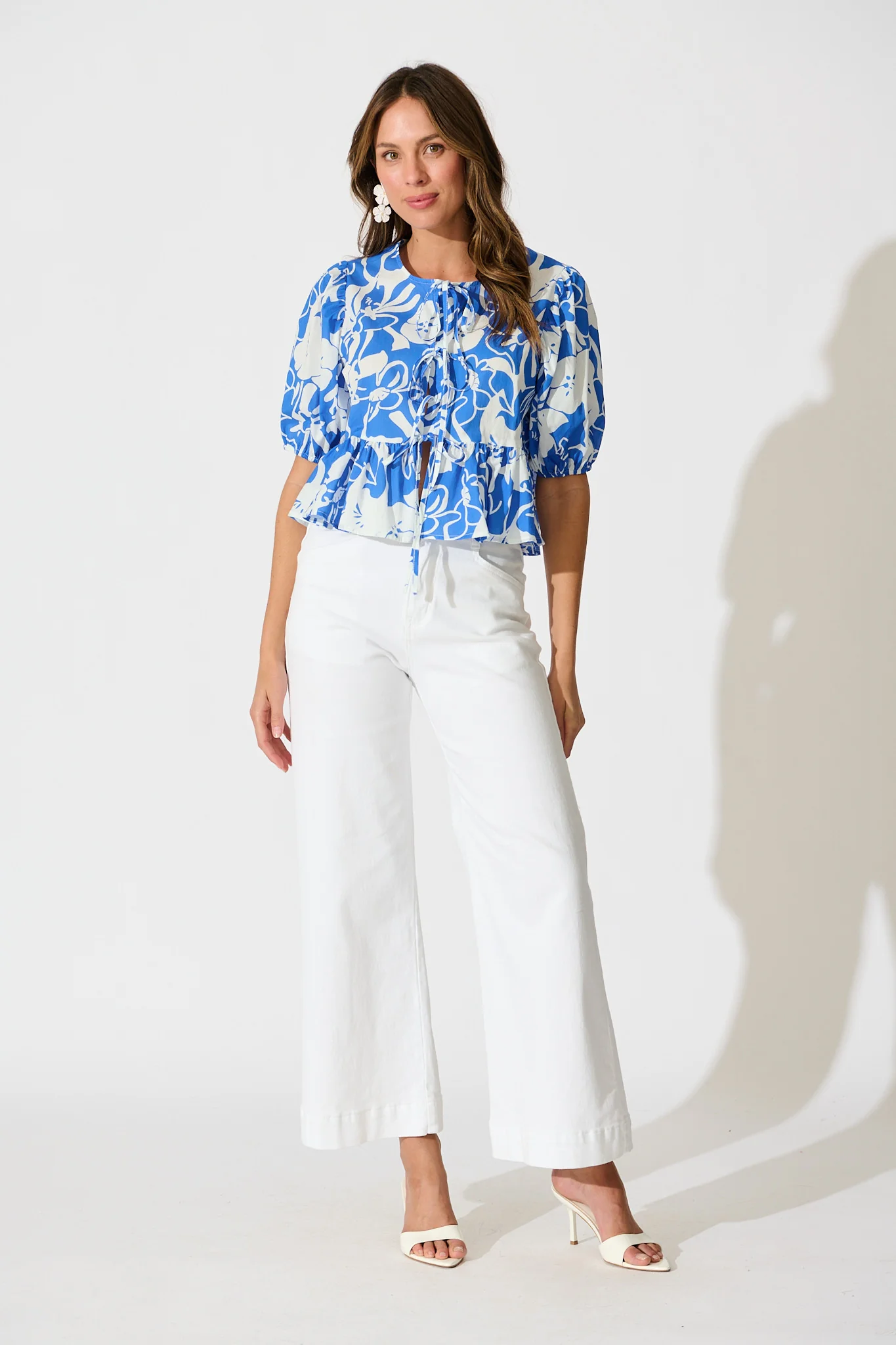 Elsbeth Tie Front Top in Blue and White Floral Cotton - Image 4