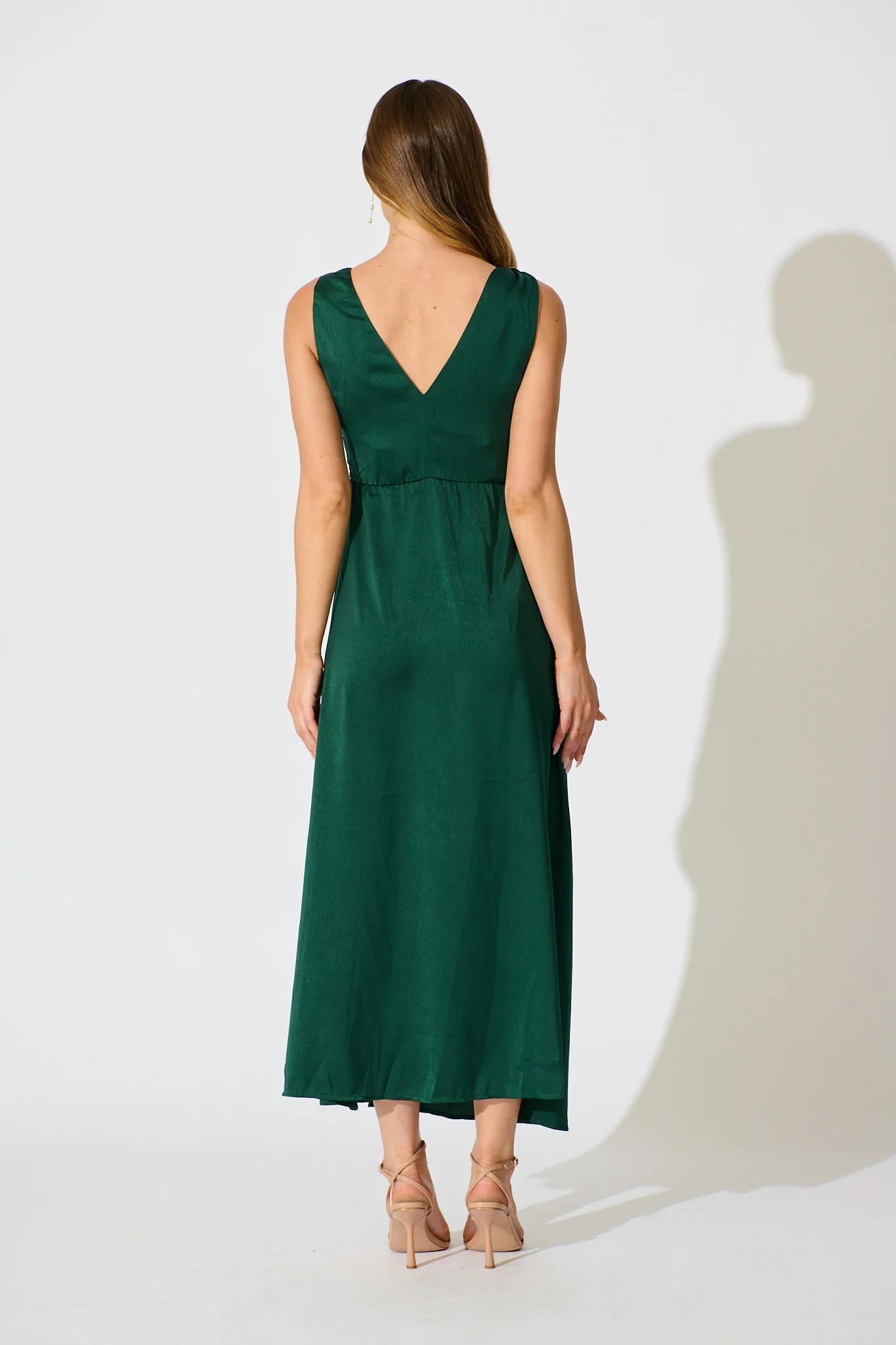 Ensley Maxi Dress in Emerald Satin - Image 4