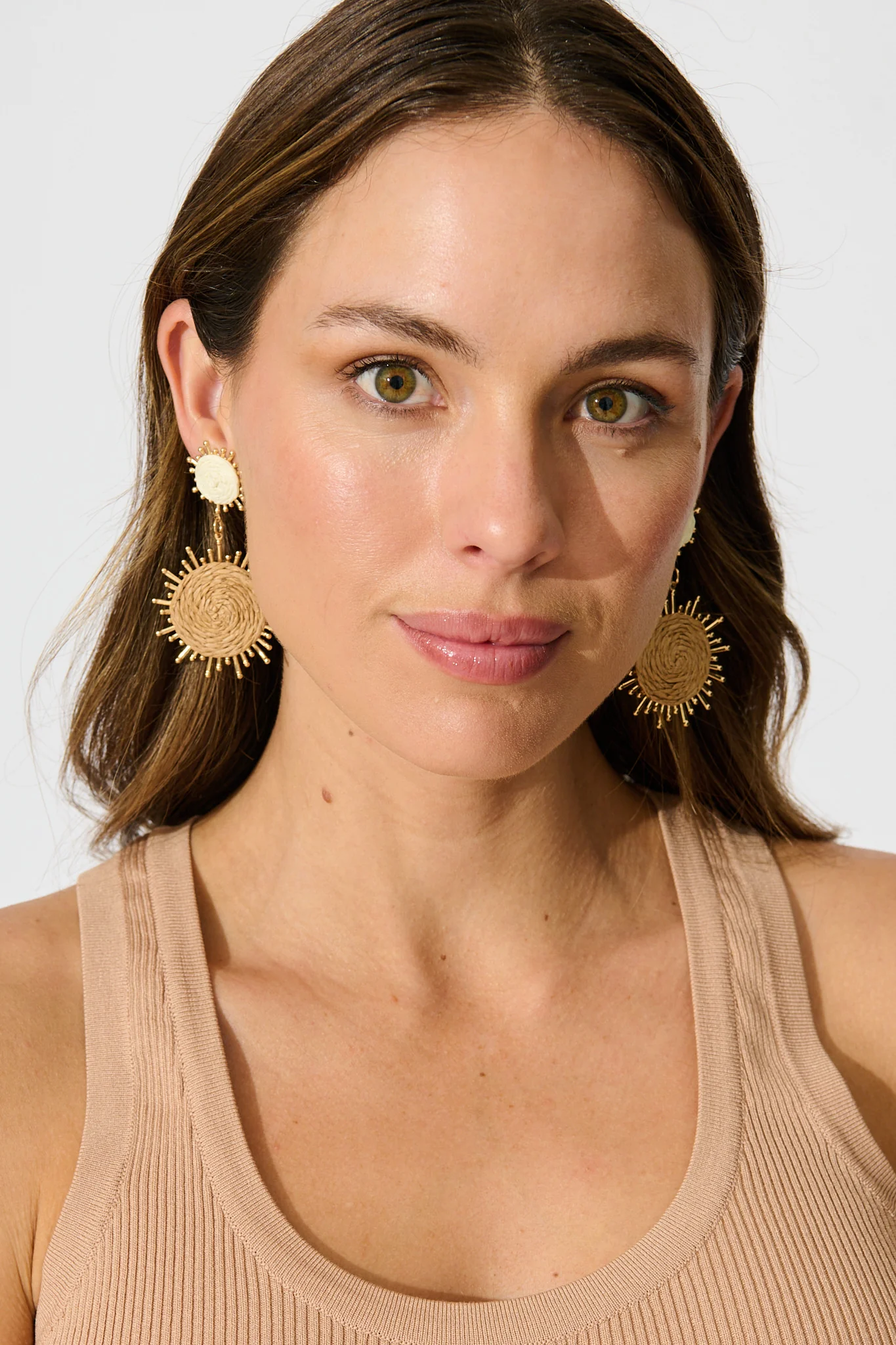 Esme Drop Earrings in Natural Raffia with Gold Accent - Image 2