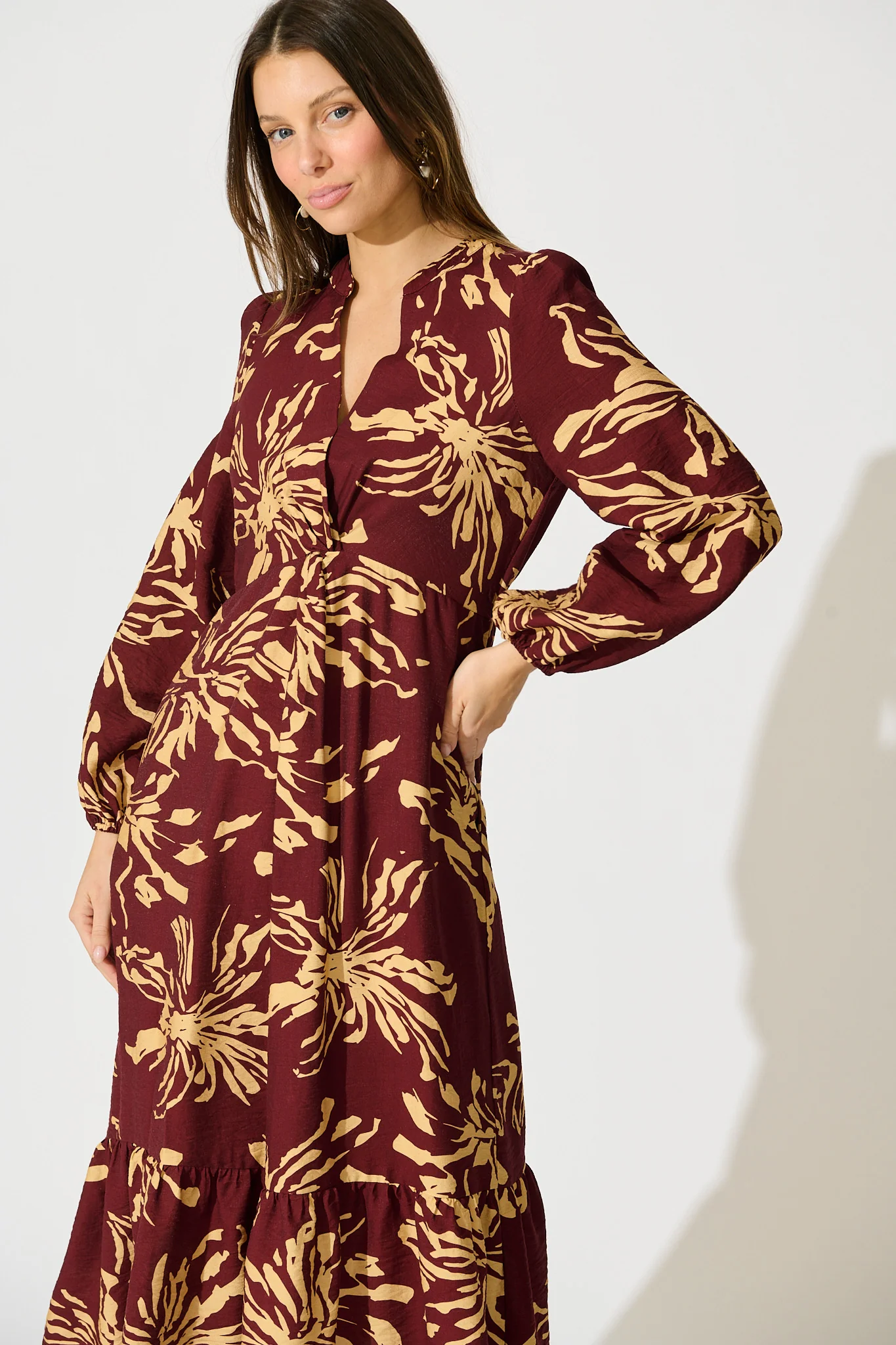 Flora Script Maxi Dress in Wine with Cream Print - Image 2