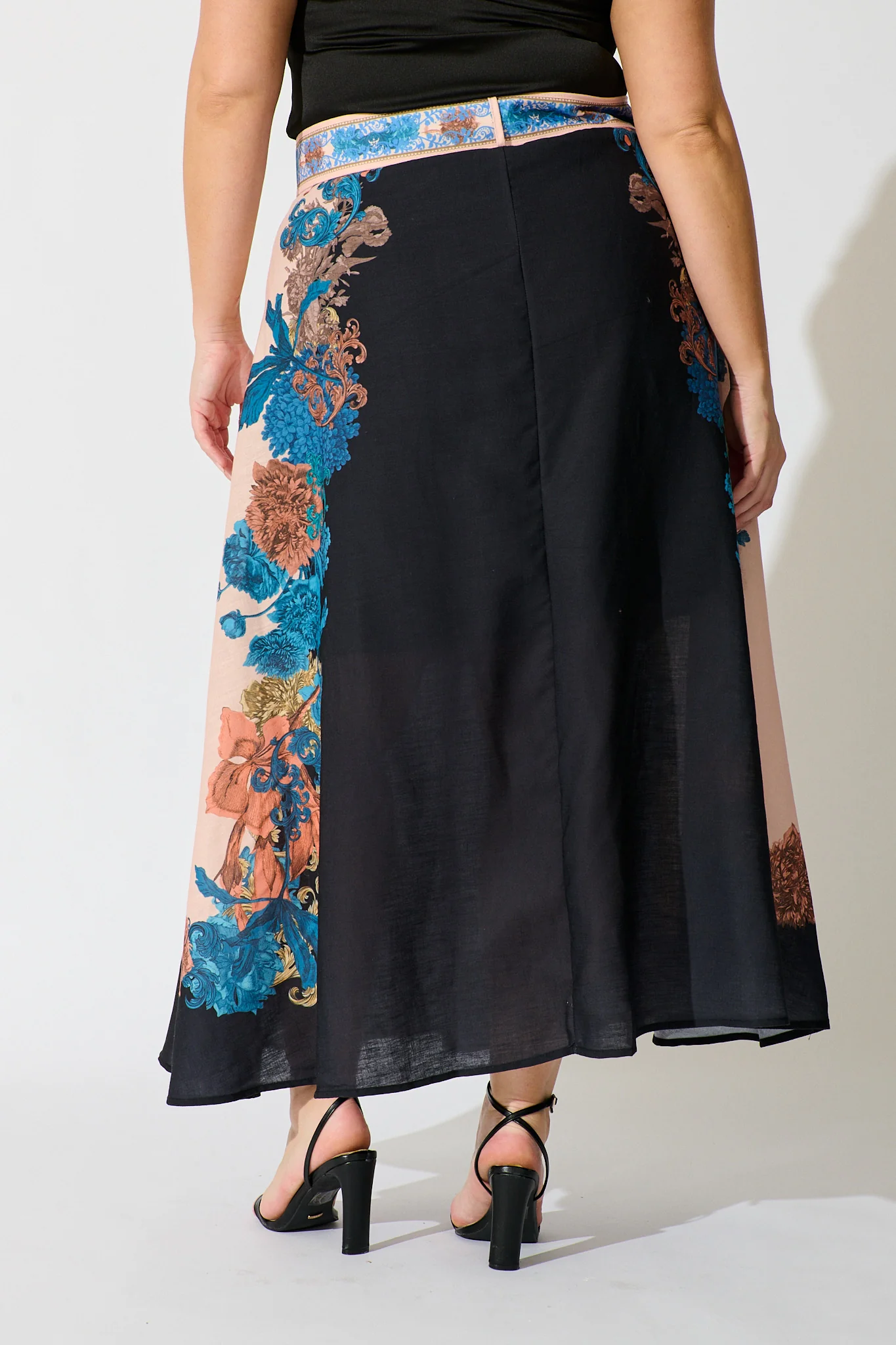 Floral Muse Maxi Skirt in Black Multi Floral Linen Blend - Image 9