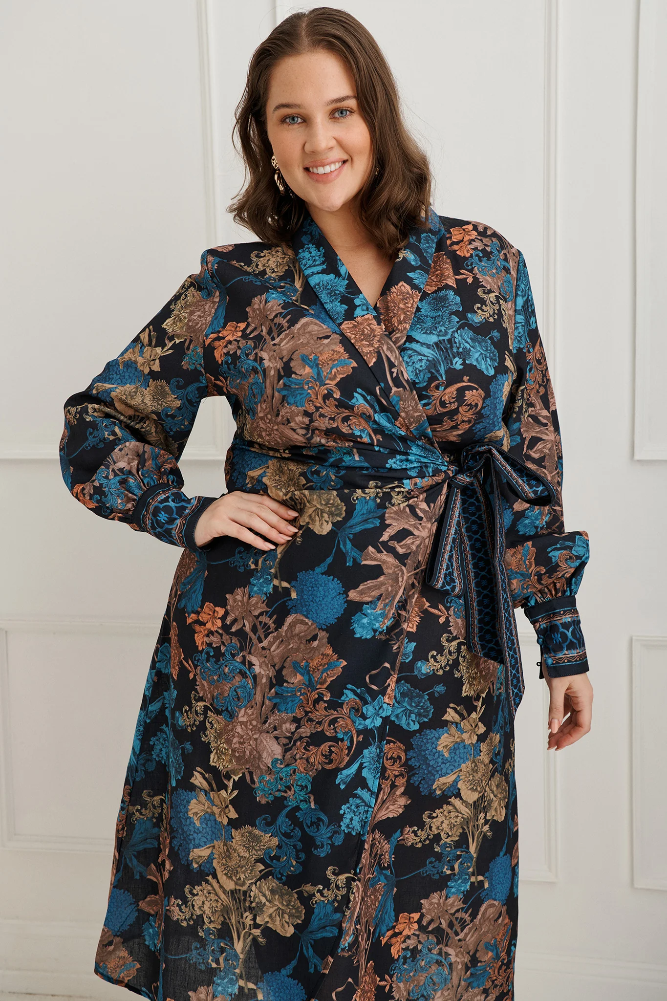Garden Whispers Midi Dress in Black Multi Floral Linen Blend - Image 8