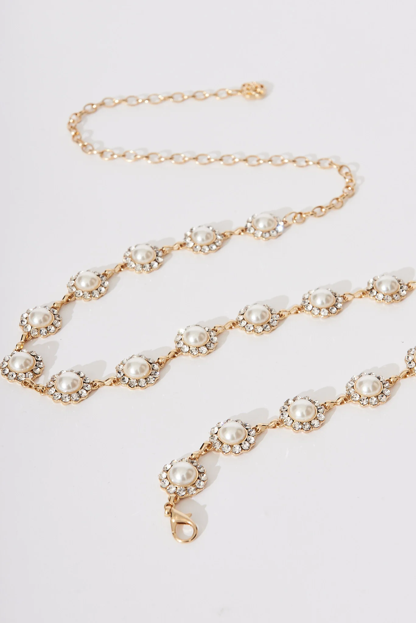Gilda Pearl And Chain Belt In Gold - Image 4