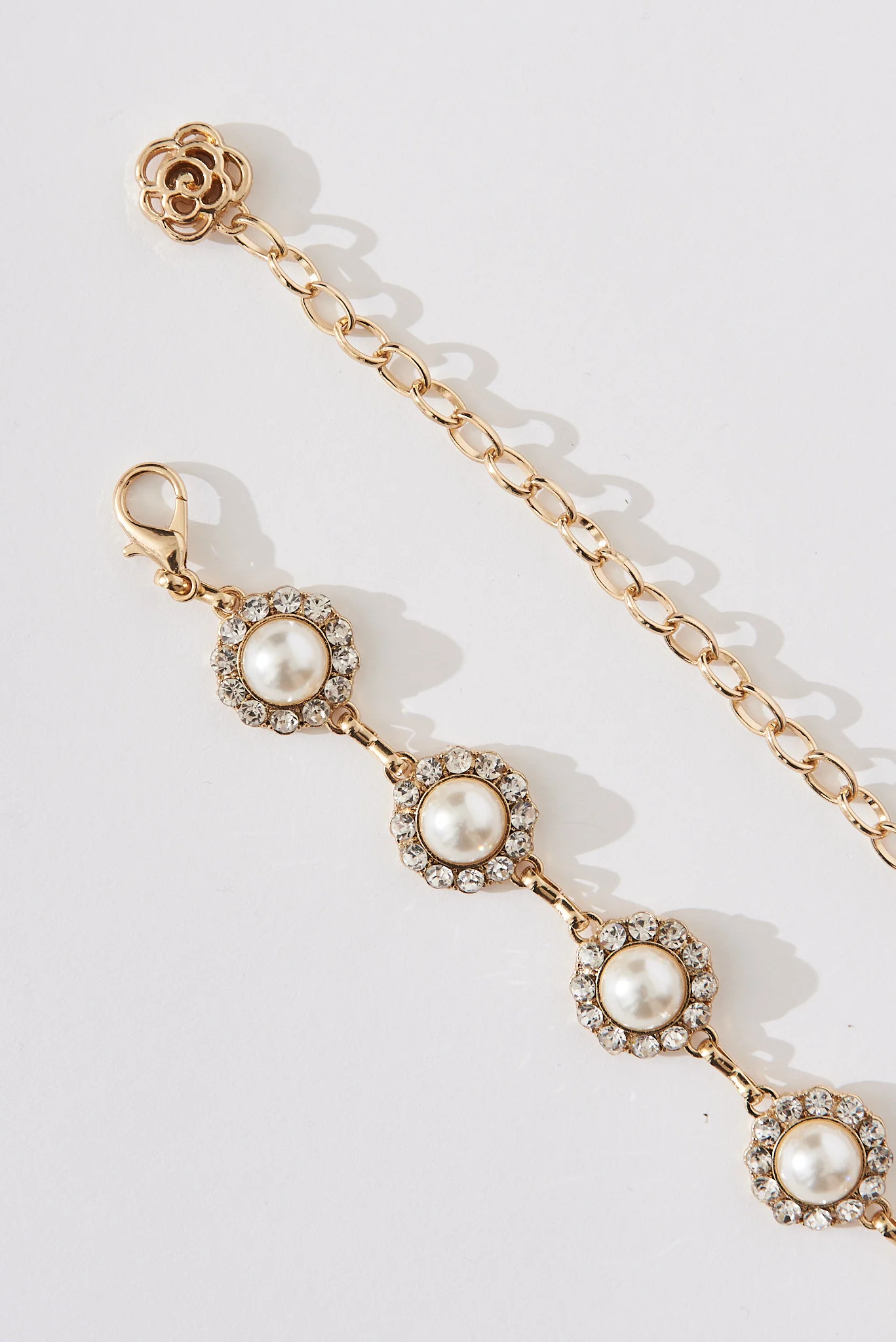 Gilda Pearl And Chain Belt In Gold - Image 6