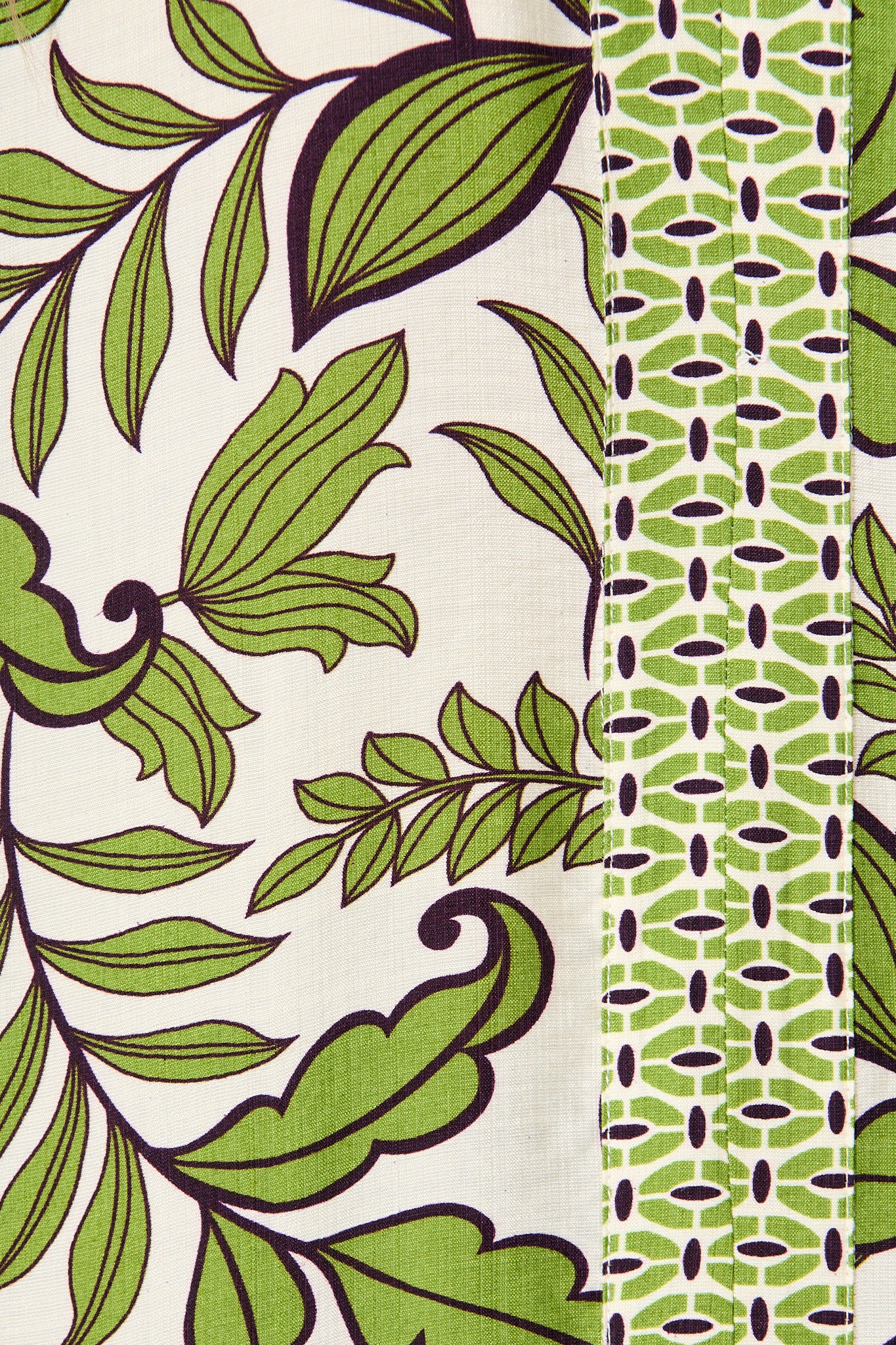 Graceful Top in Cream with Green Leaf - Image 6