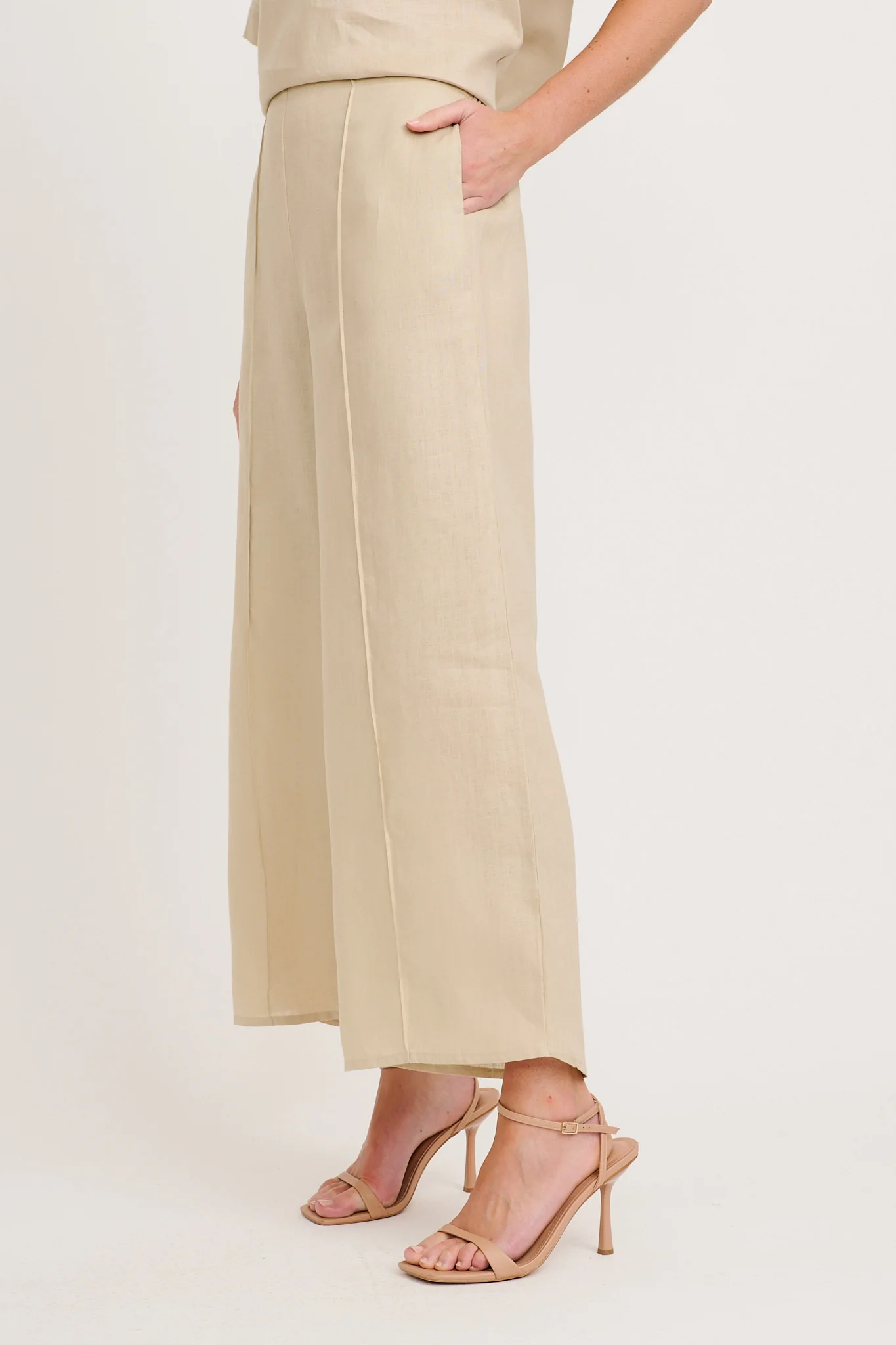 Halara Pant in Stone Linen - Image 5