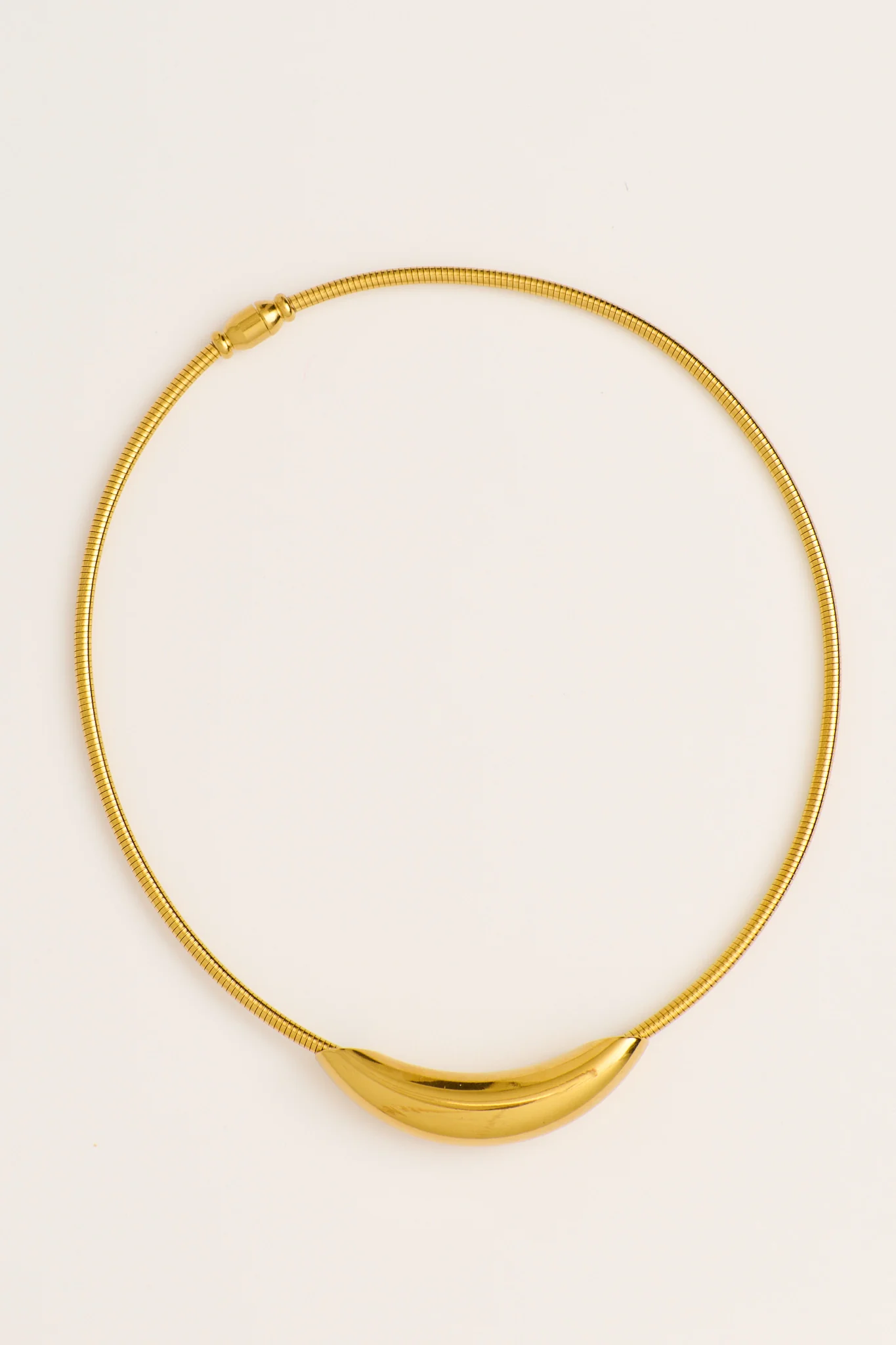 Inez Statement Necklace in Gold