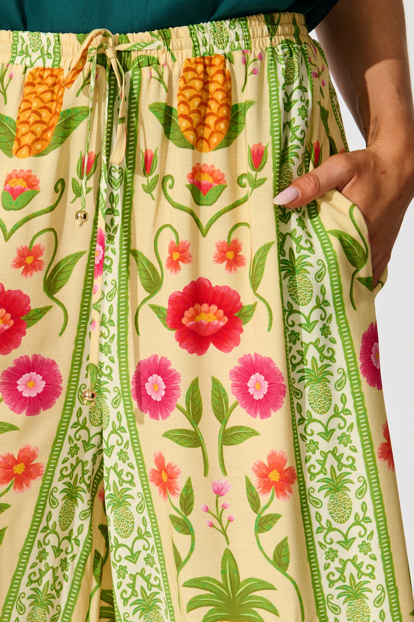 Isla Tropic Pant in Pineapple Print - Image 8