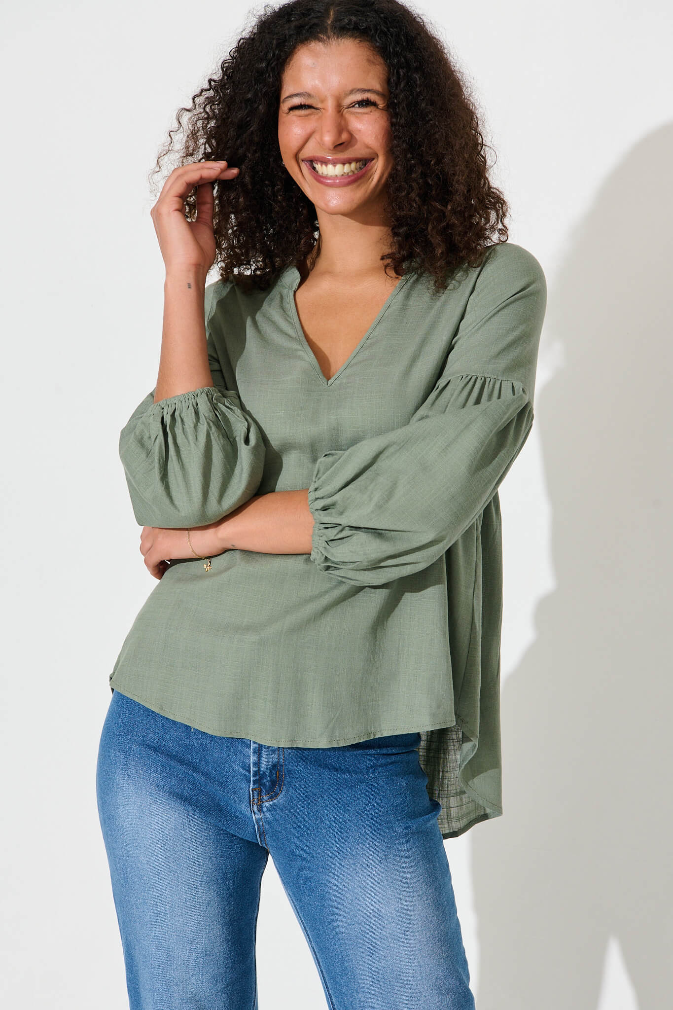 Jasper Top In Light Khaki Linen Blend