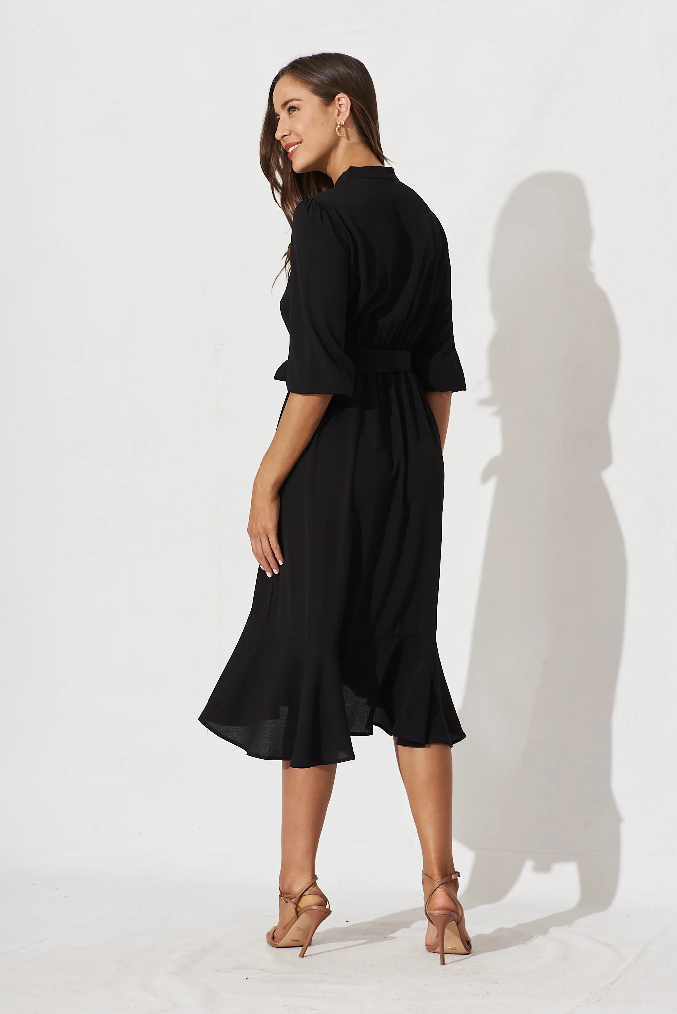 Jemimah Midi Dress In Black Crepe - Image 4