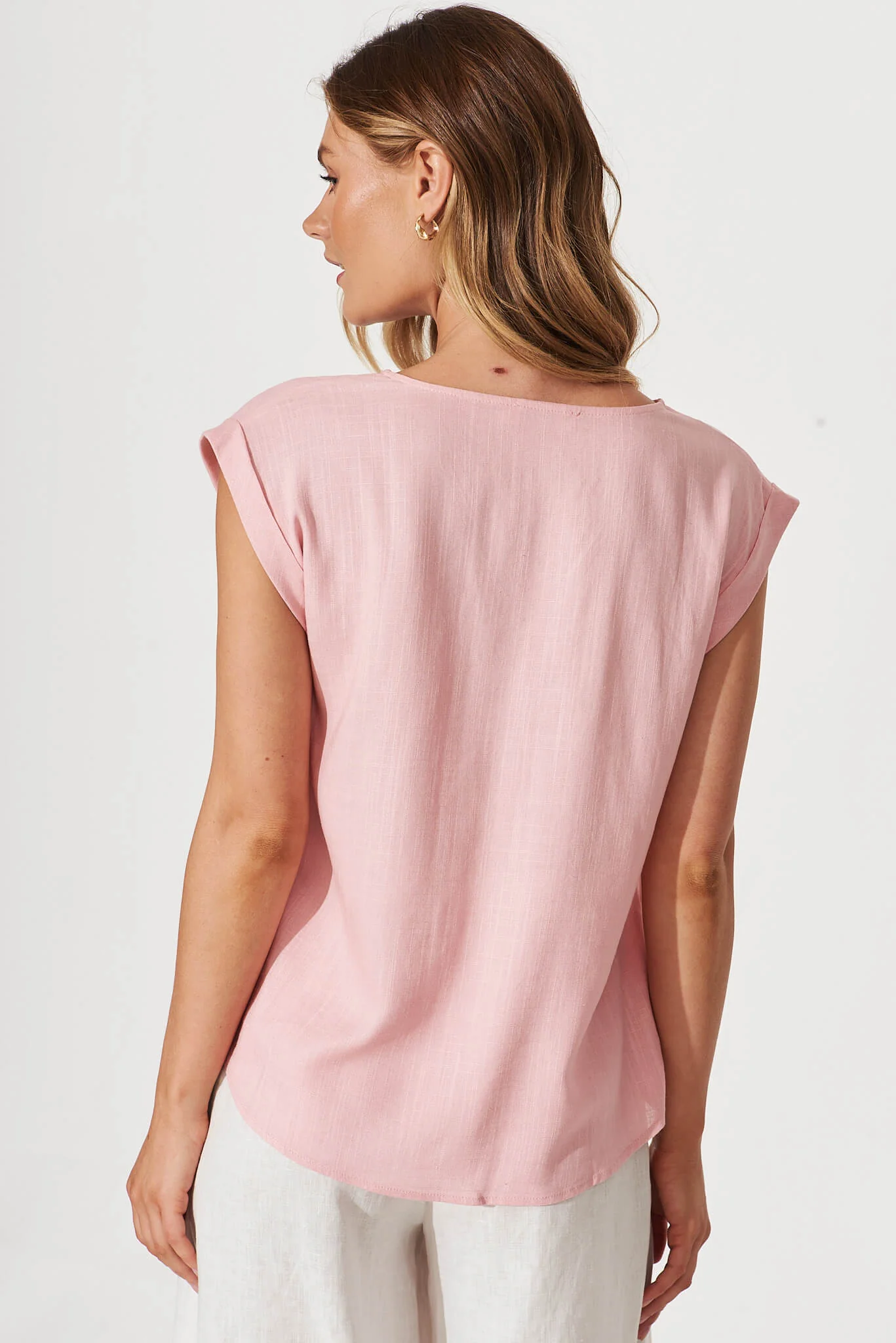 Jina Top In Blush Linen Blend - Image 3