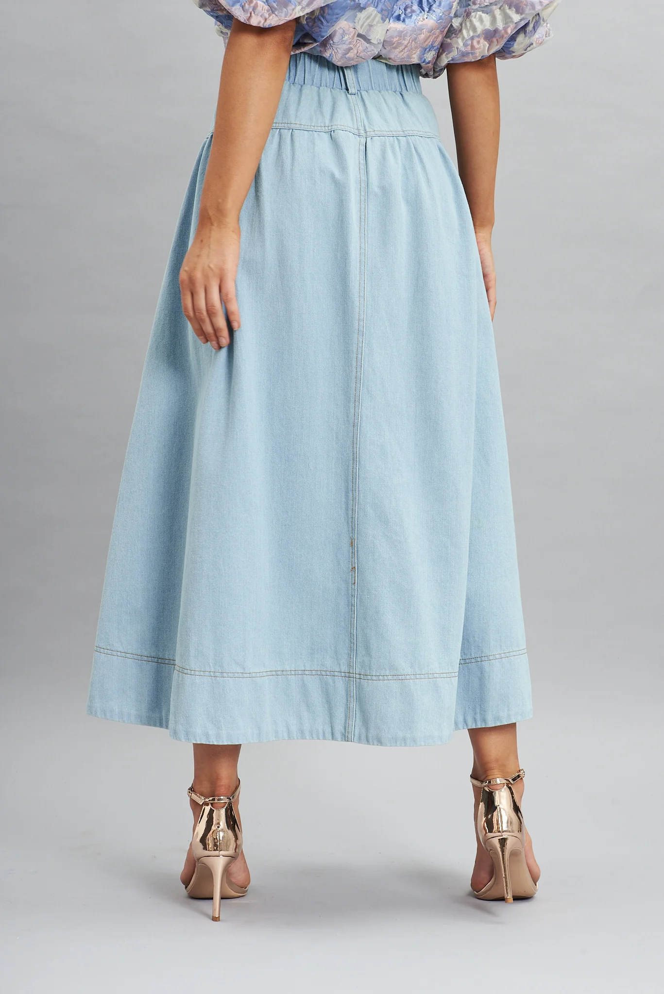 Judith Maxi Denim Skirt In Light Blue - Image 4