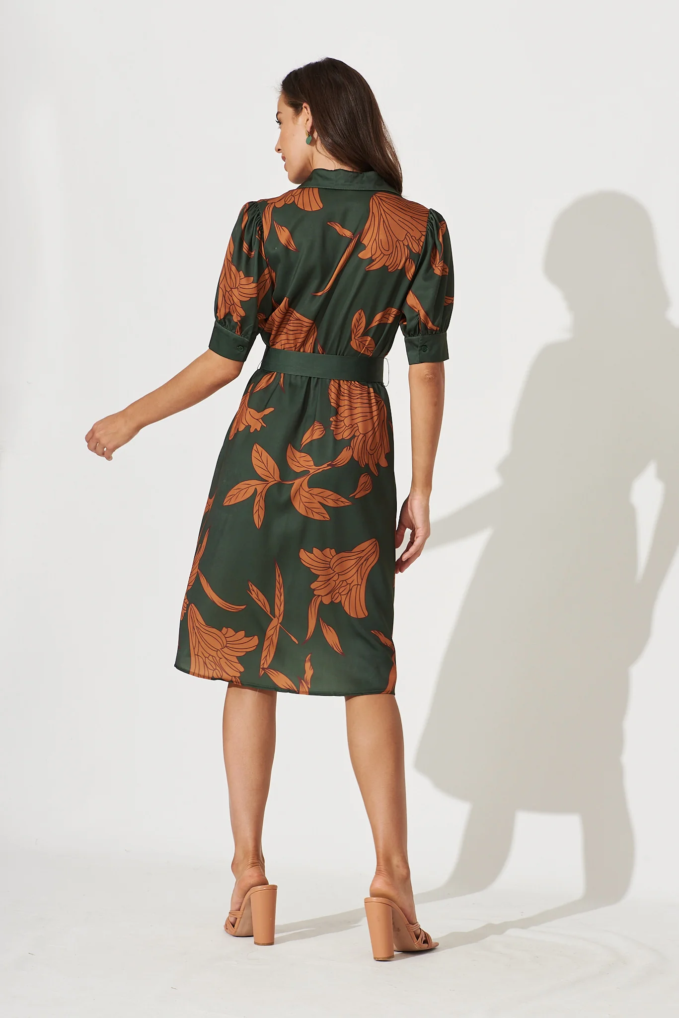 Kristel Shirt Dress In Khaki With Rust Leaf Print Satin - Image 4