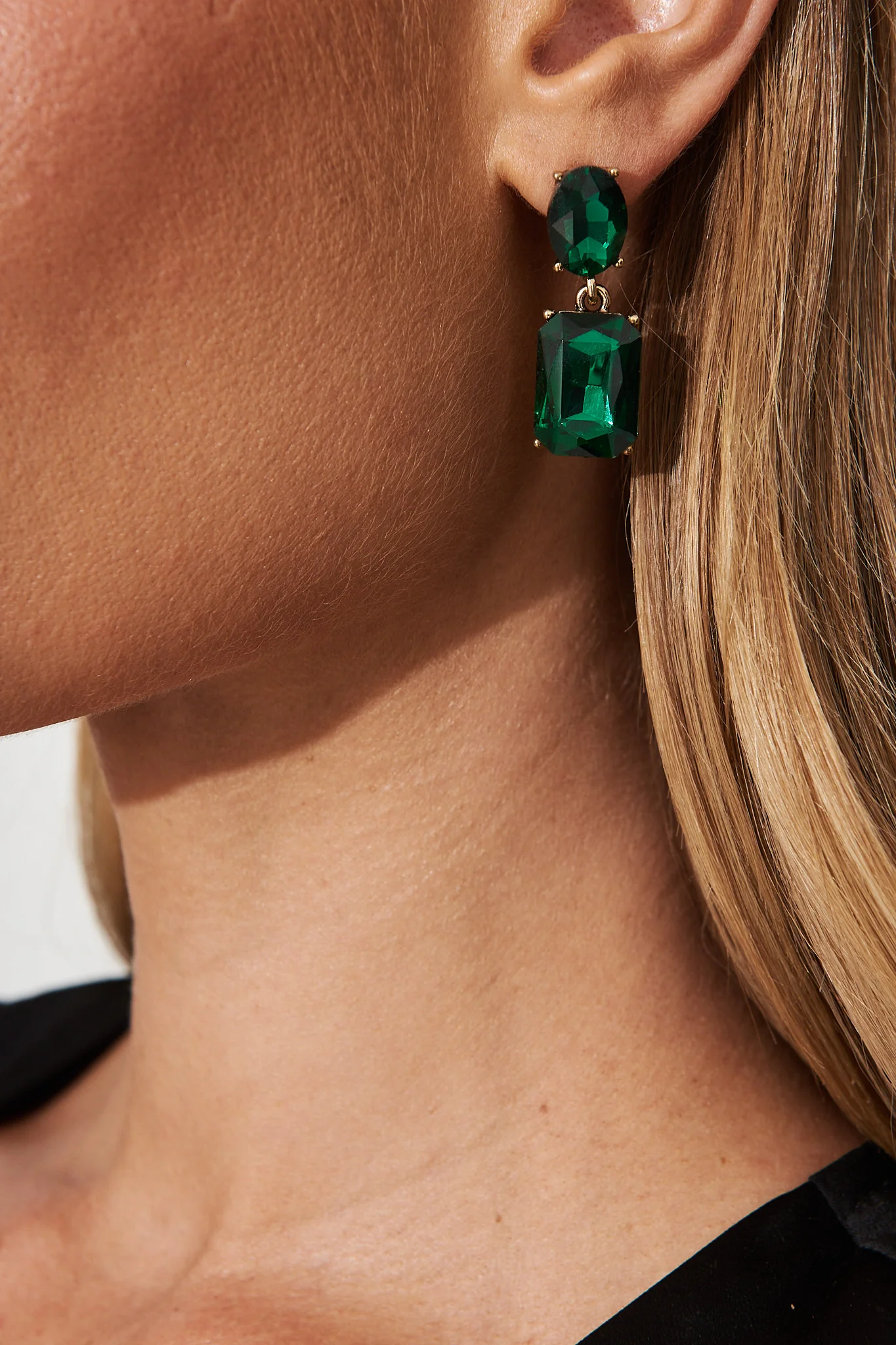 Lanier Drop Earrings In Emerald - Image 2