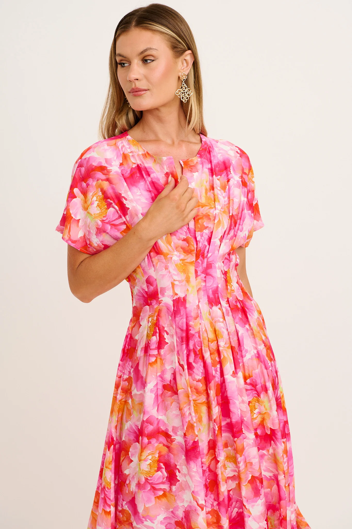 Level Up Midi Dress in Multi Pink Floral - Image 2