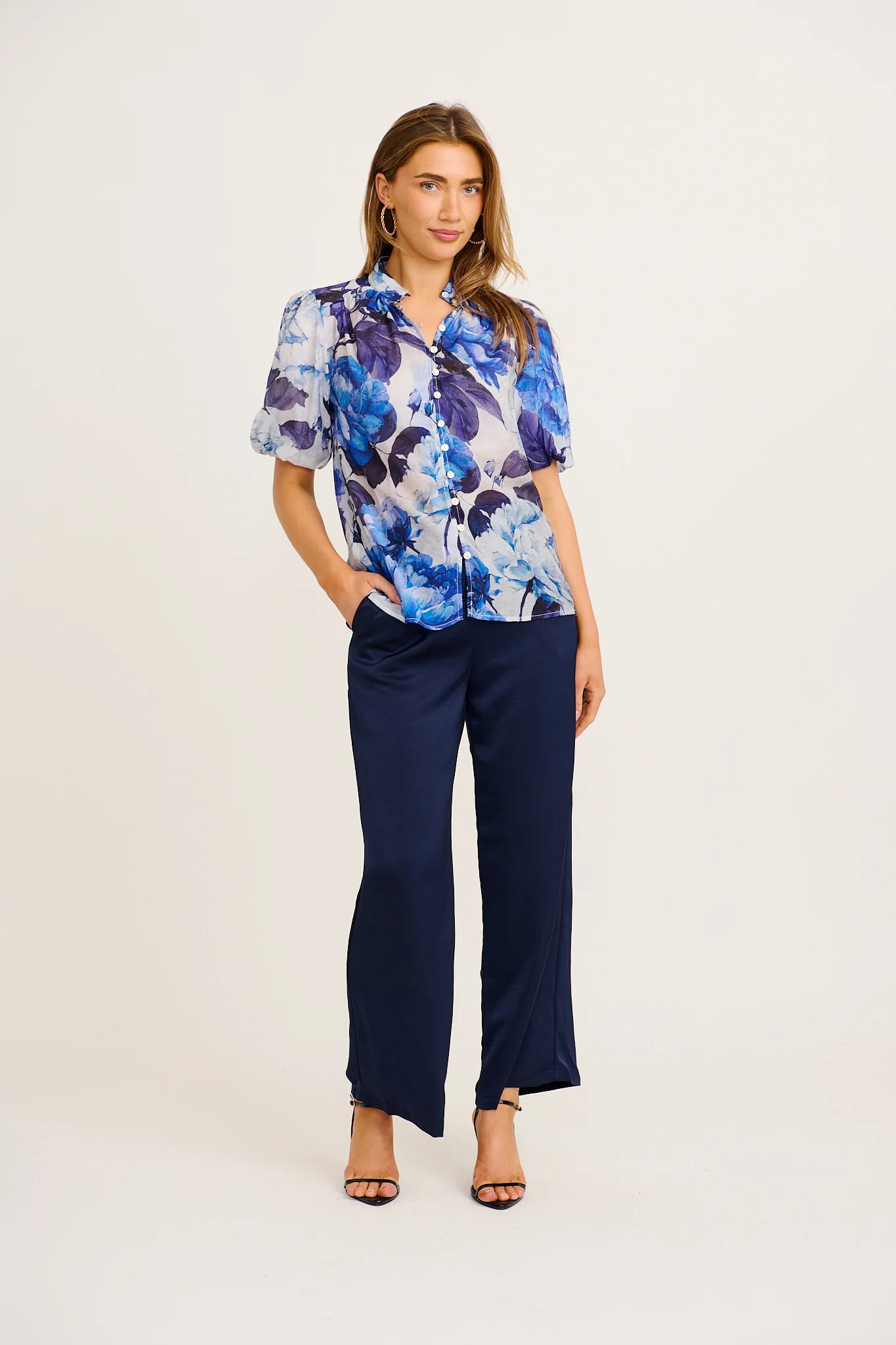 Love Muse Top in Blue Floral Cotton Blend - Image 4