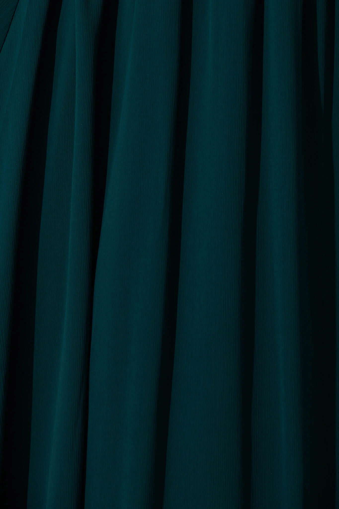 Lustre Midi Dress In Emerald Chiffon - Image 6