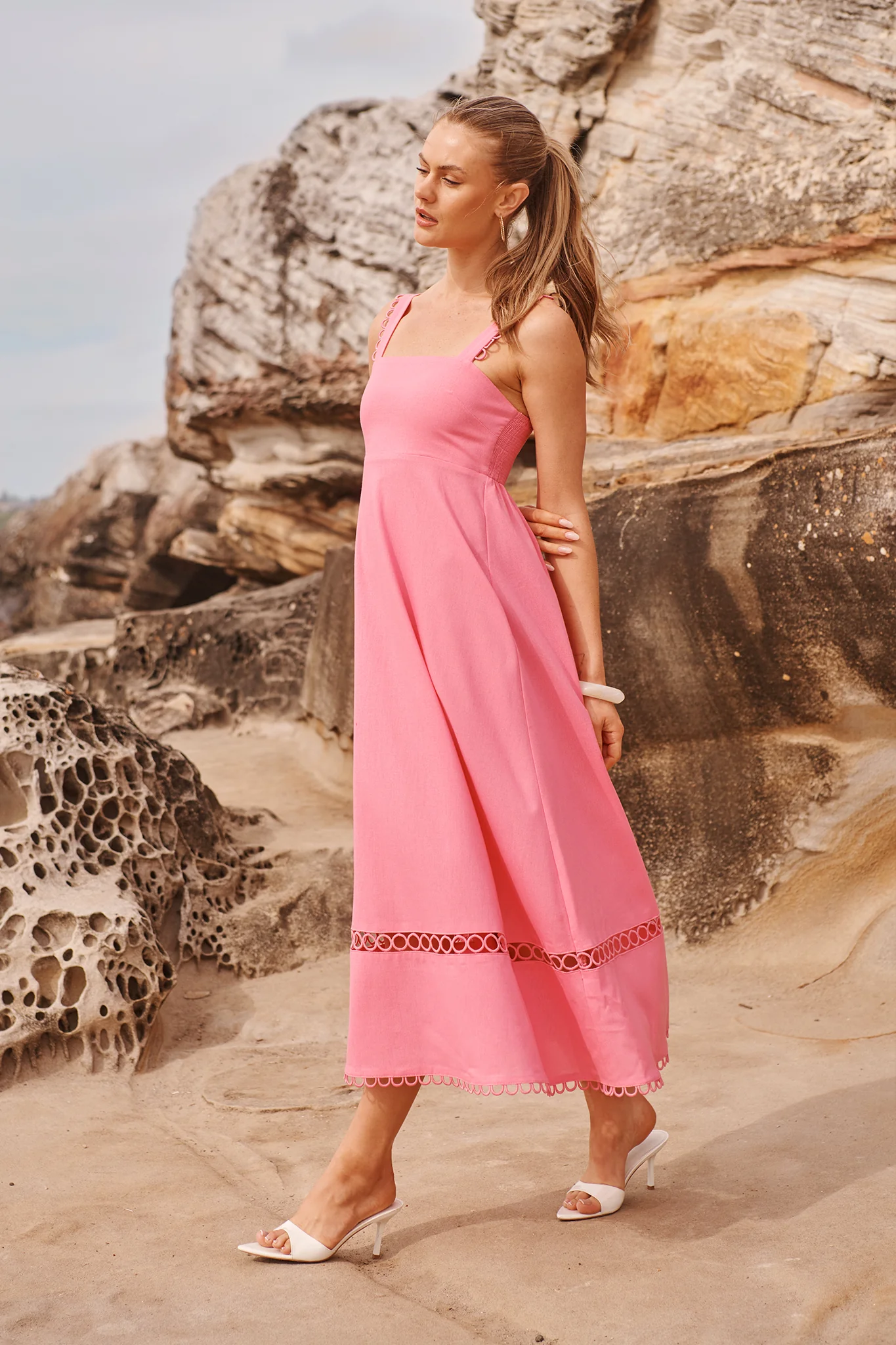 Luxe Enchant Maxi Dress in Pink Linen Blend - Image 6