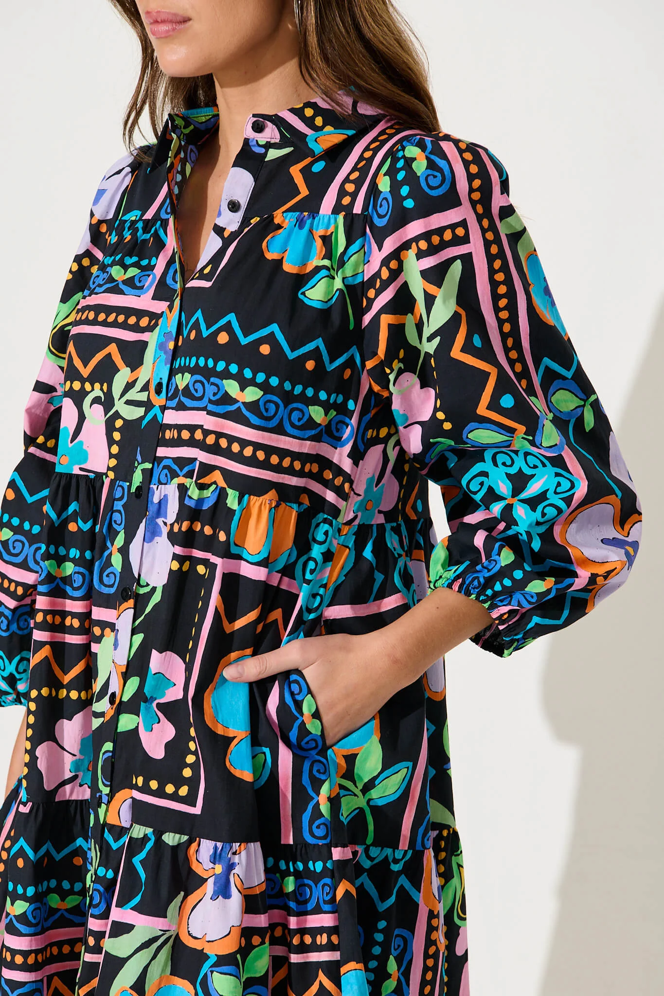 Mahonia Smock Shirt Dress In Black With Multi Cotton - Image 6