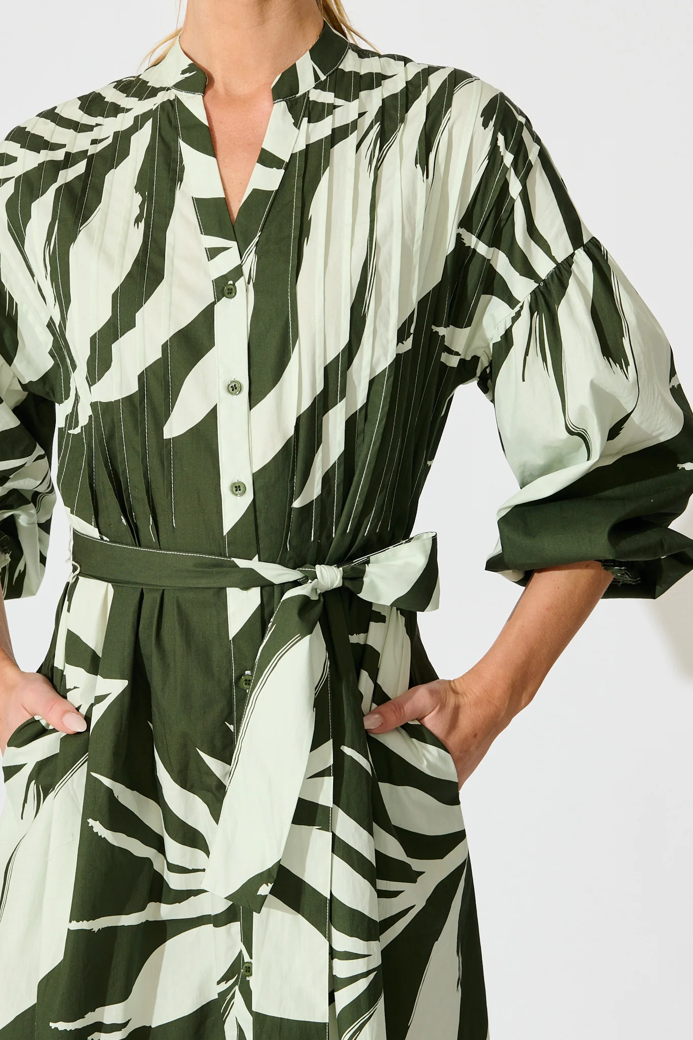 Margot Midi Dress in Green with White Leaf Cotton - Image 5