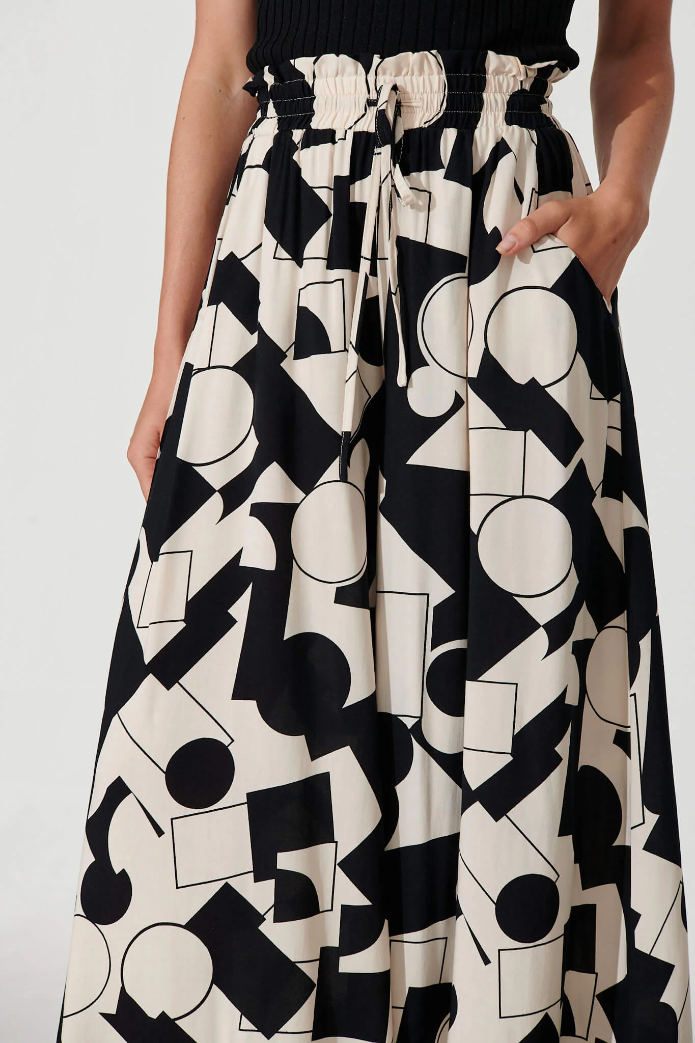 Mariah Pant In Cream With Black Geometric Print - Image 5